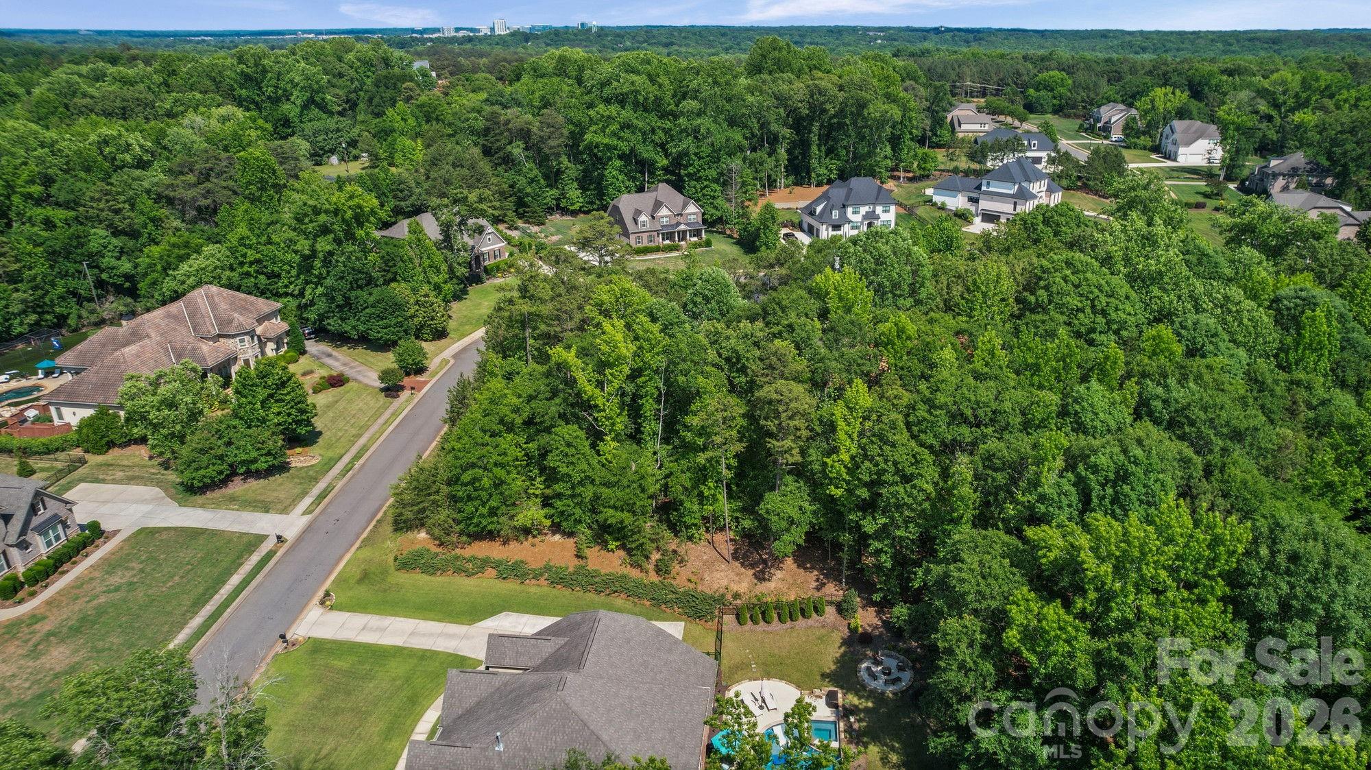 1235 Lancashire Drive Property Photo 3