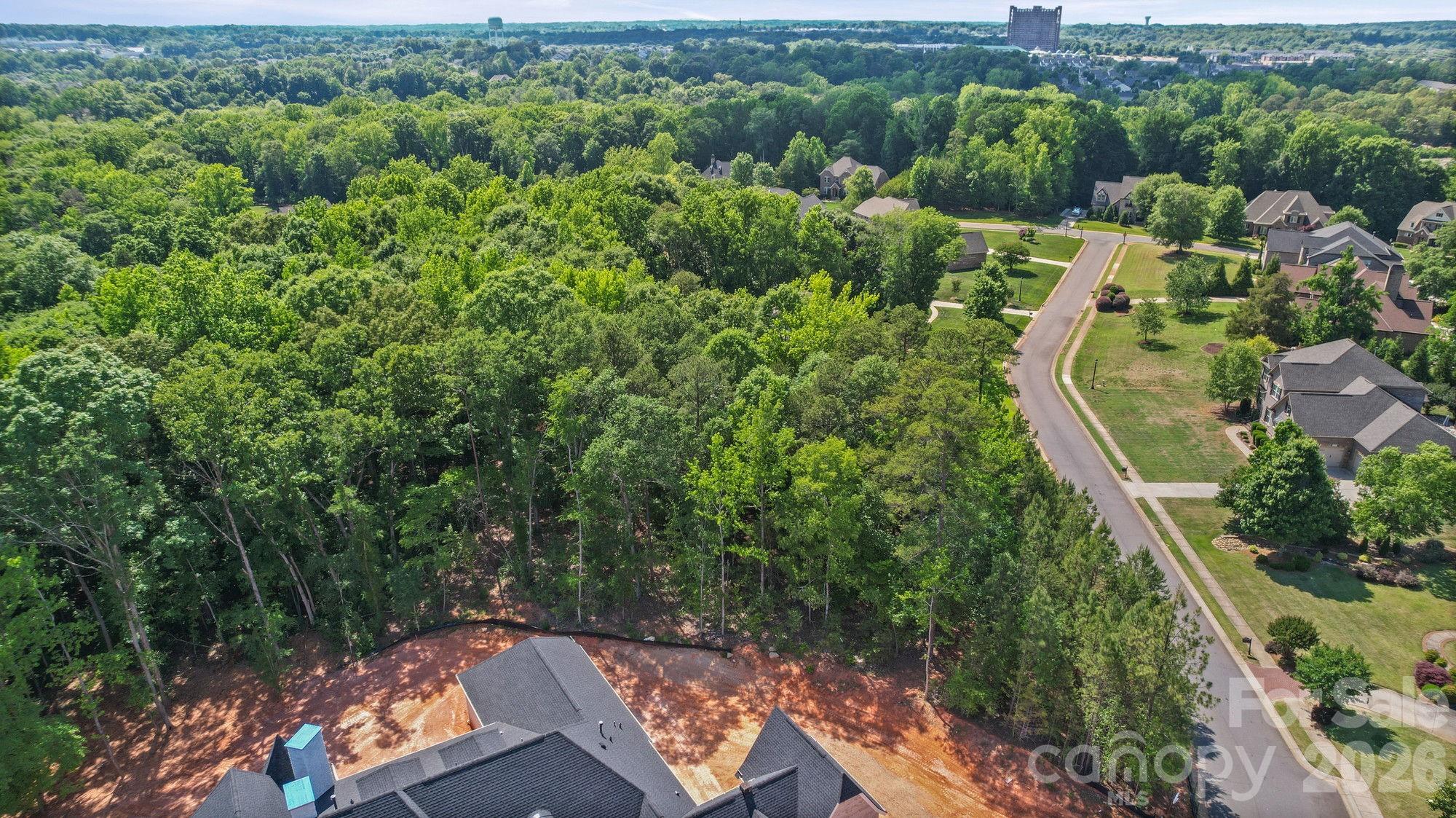 1235 Lancashire Drive Property Photo 4