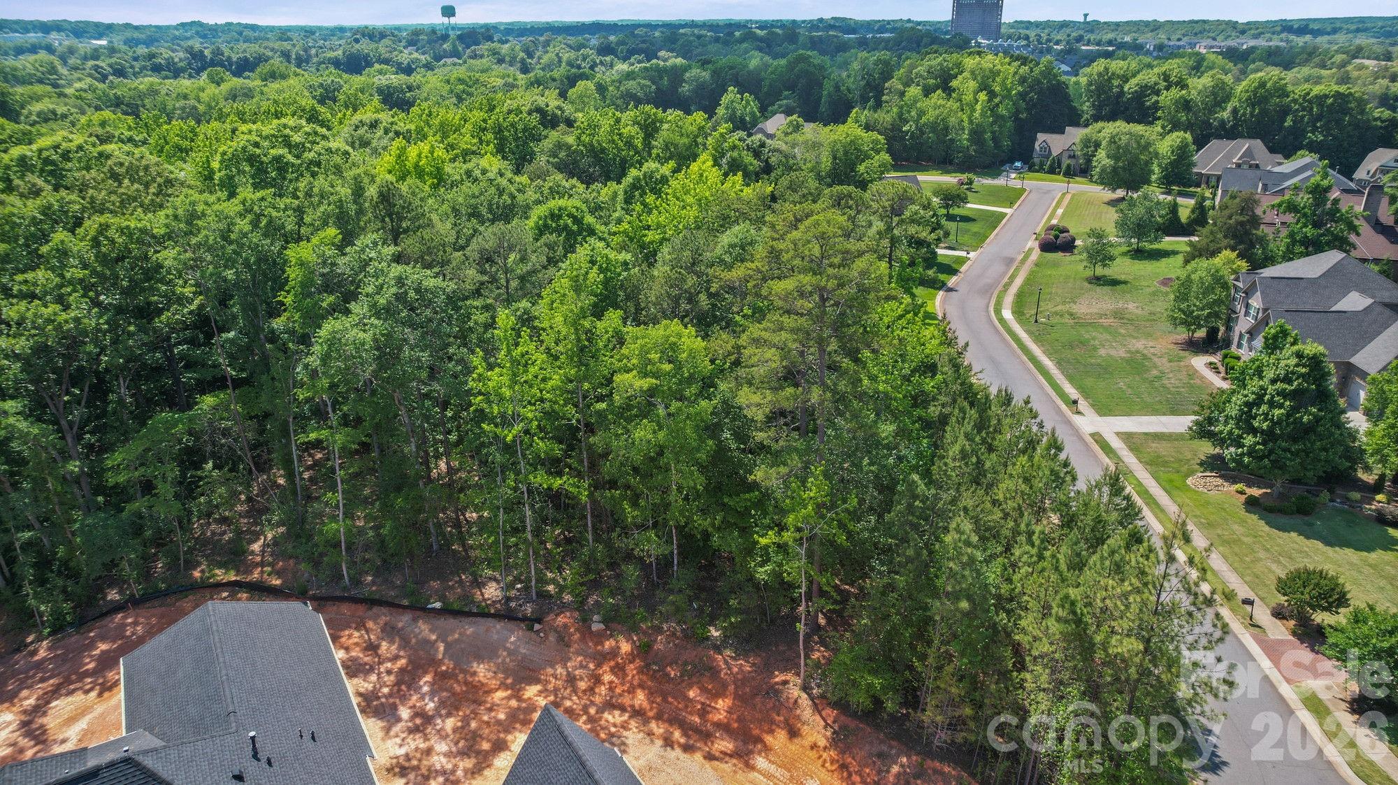 1235 Lancashire Drive Property Photo 6
