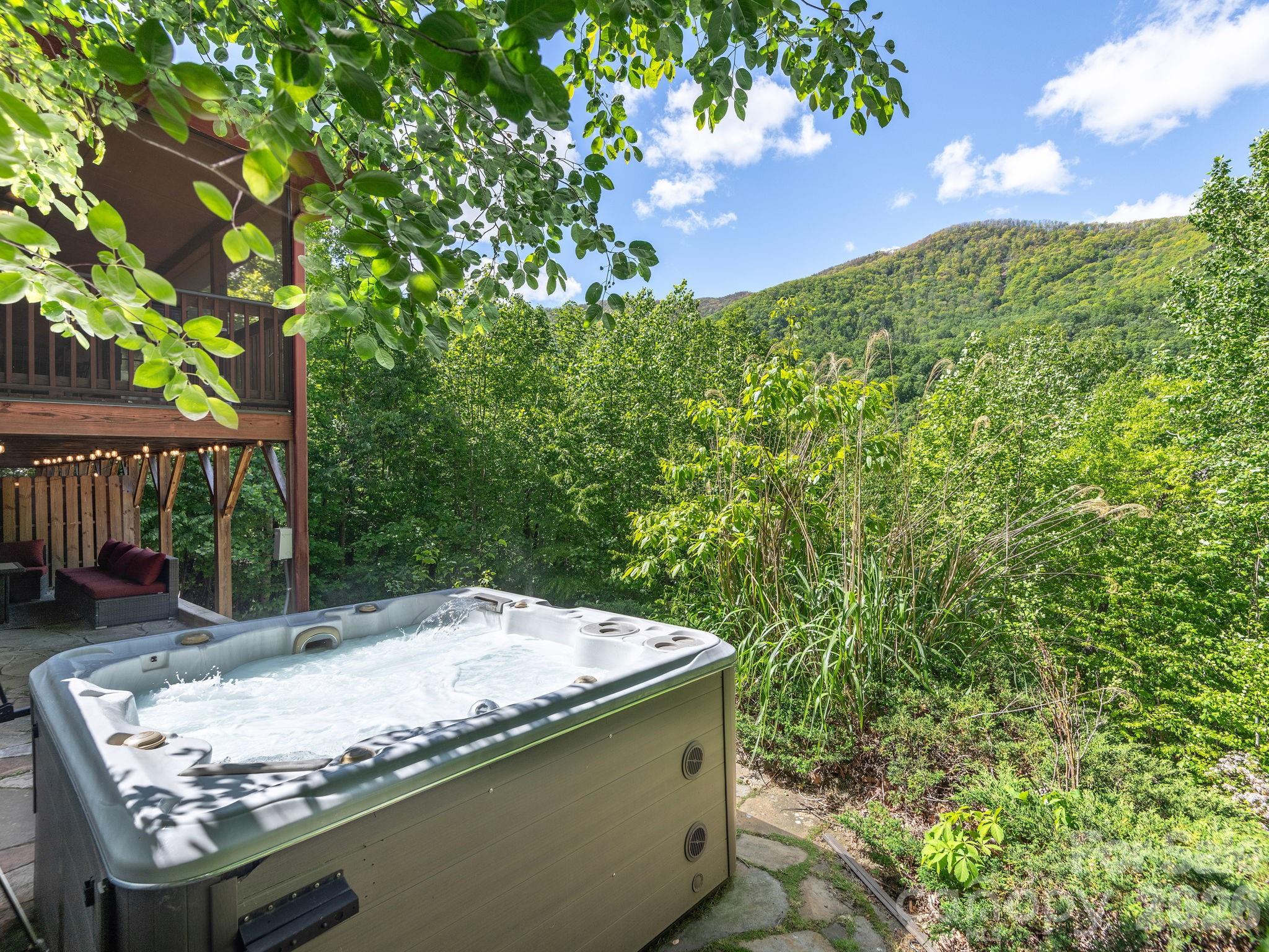 39 Great Aspen Way Property Photo 3