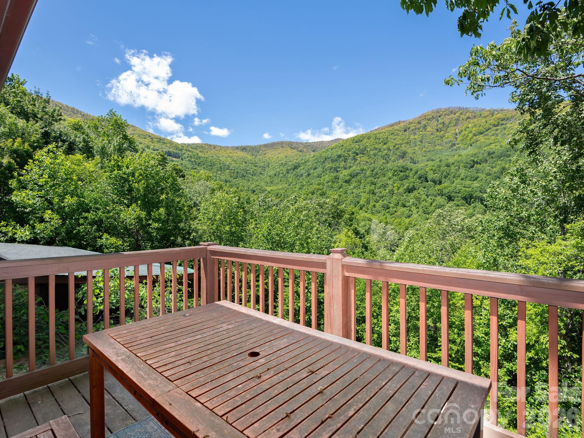 39 Great Aspen Way Property Photo 11