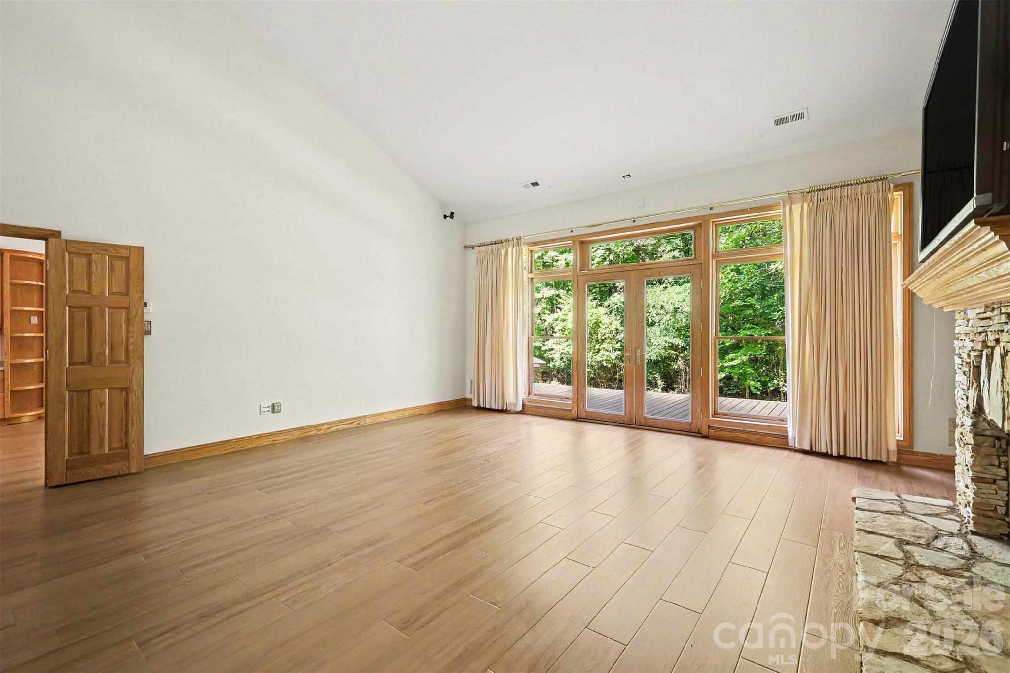 253 Highway 161 None Property Photo 8