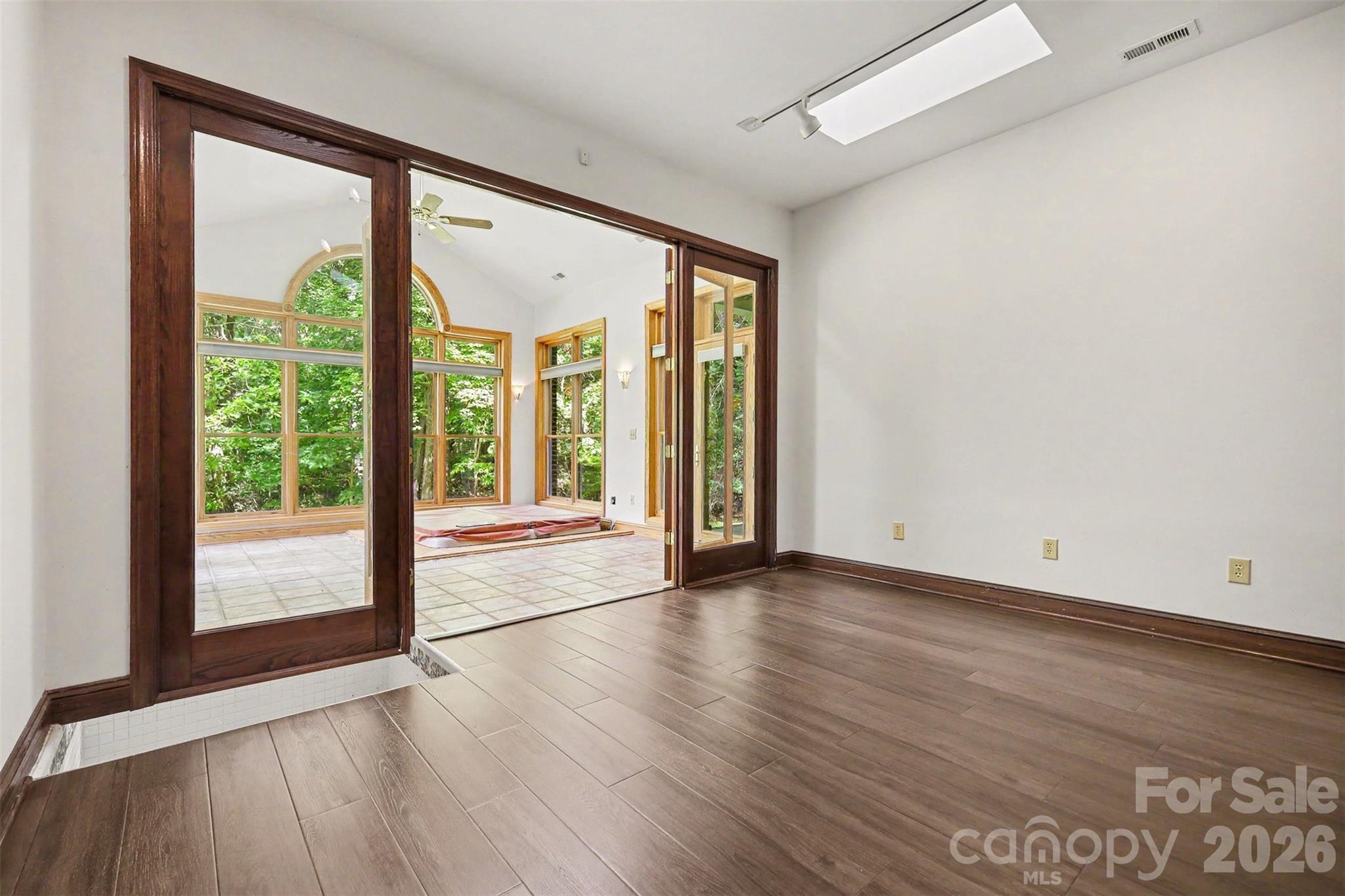 253 Highway 161 None Property Photo 13