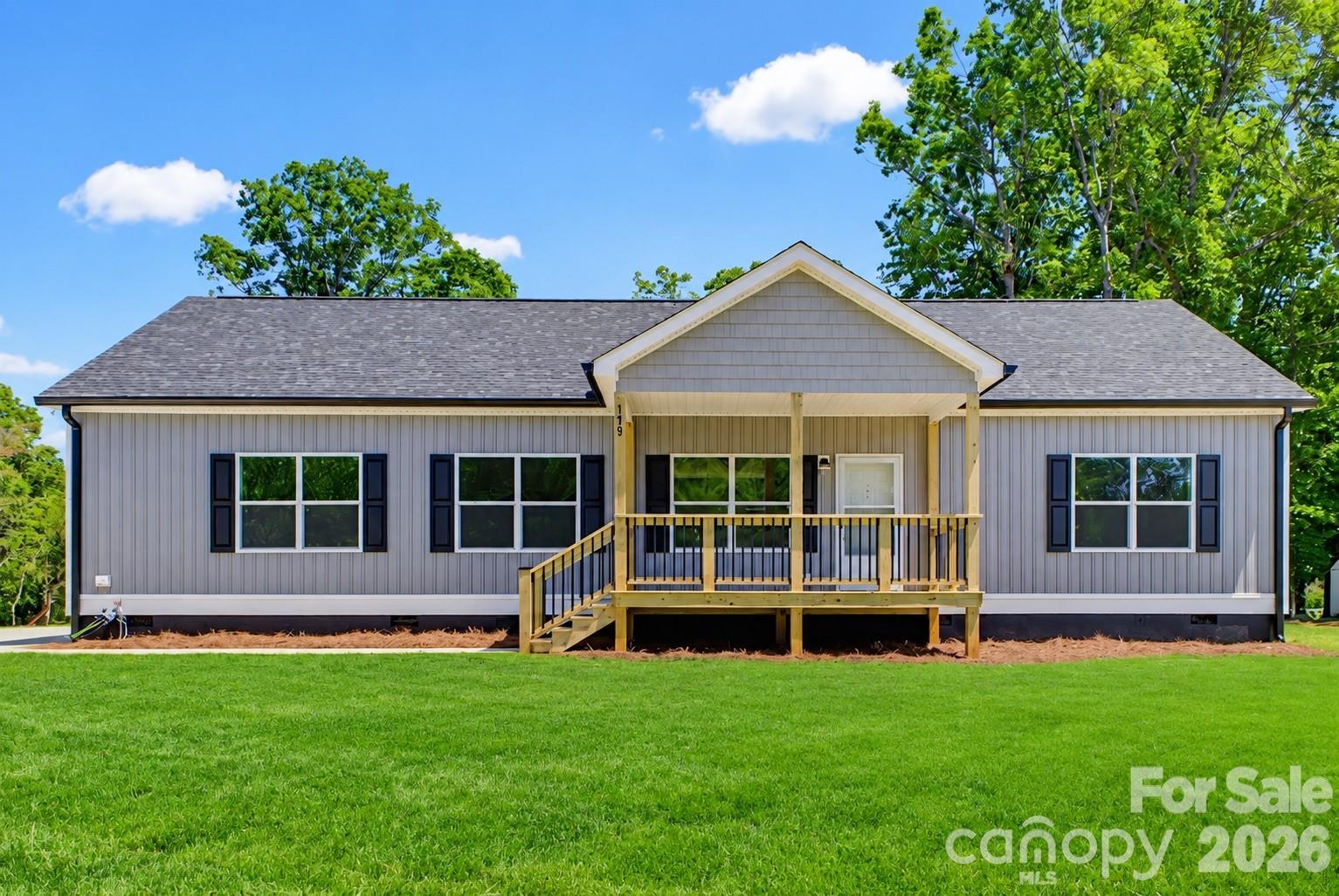 109 Sarah Avenue Property Photo 2