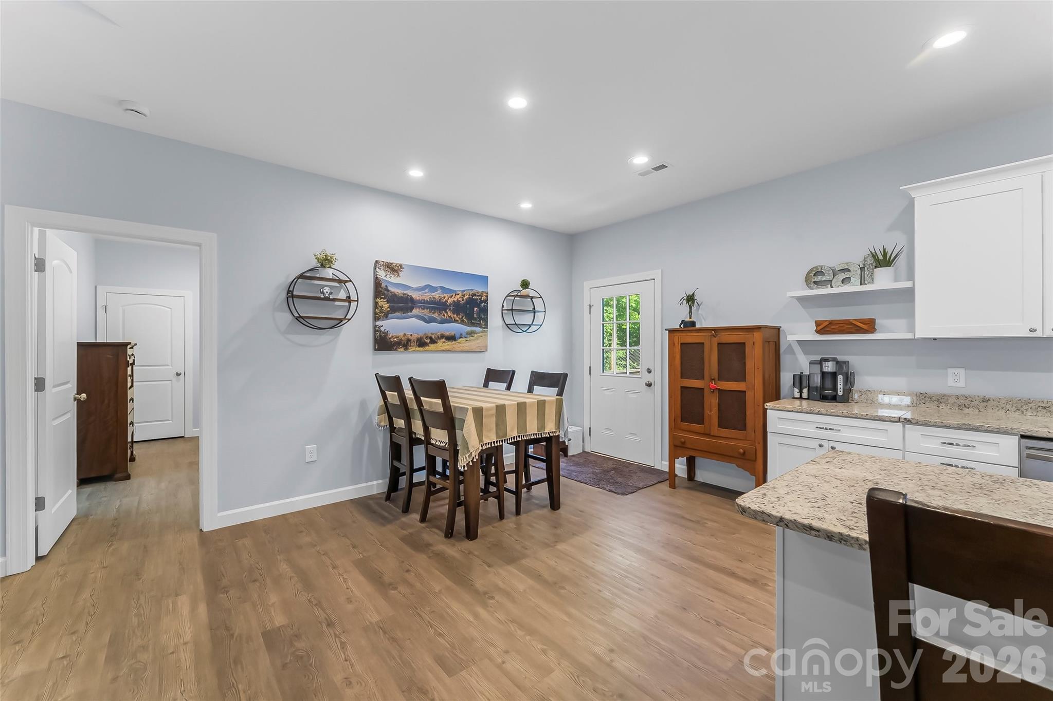 2455 Saratoga Run Property Photo 13