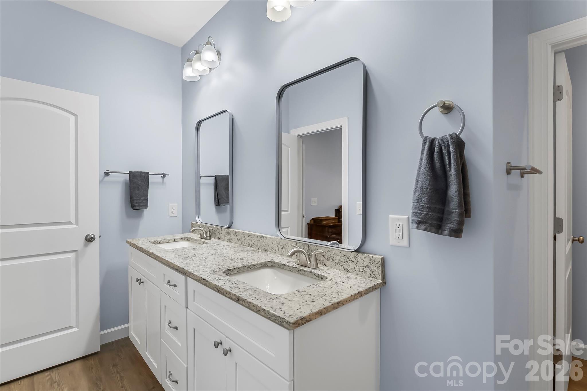 2455 Saratoga Run Property Photo 16