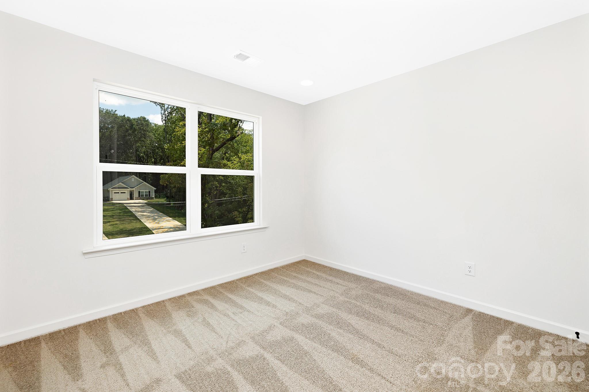 2920 Capitol Drive Property Photo 20
