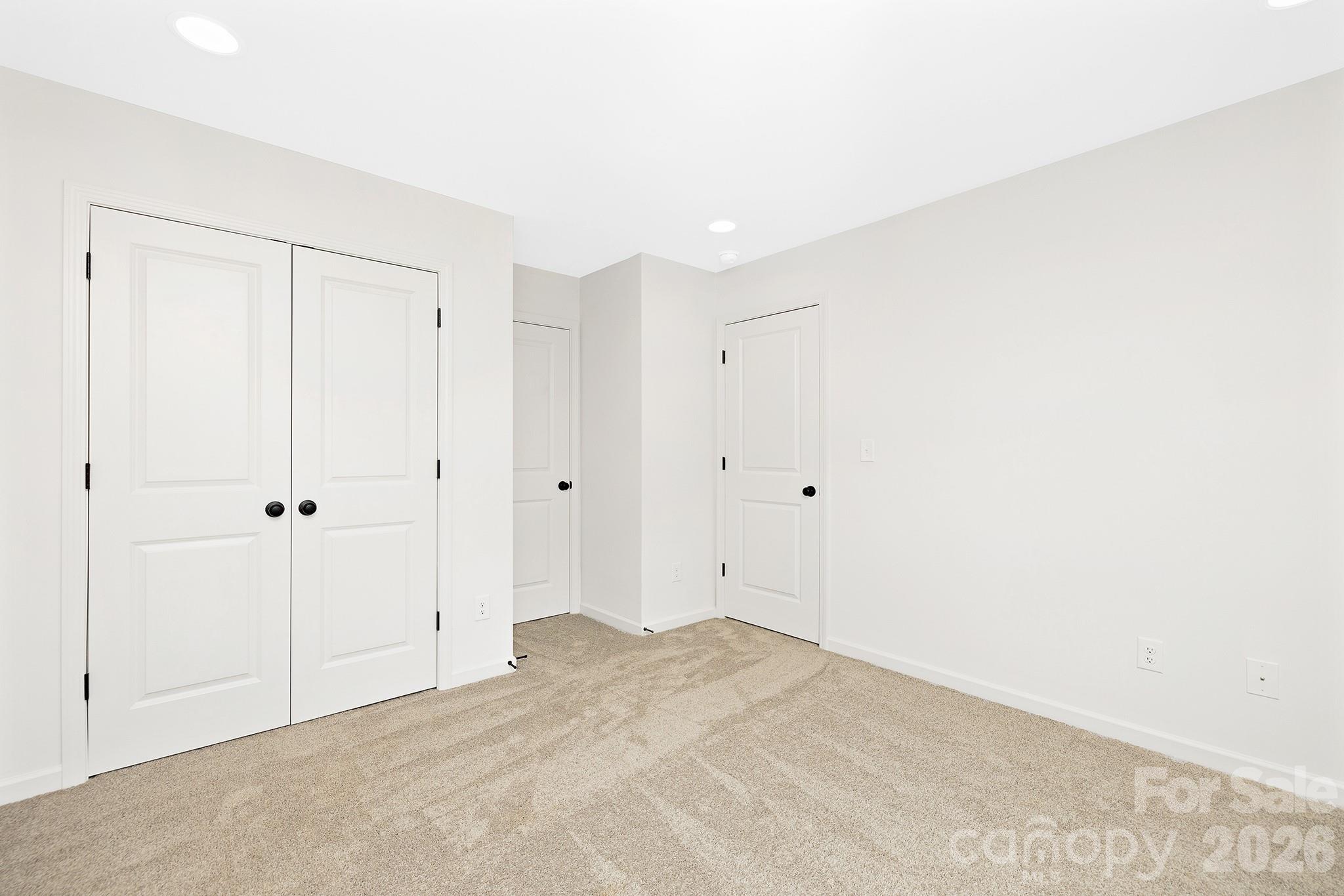 2920 Capitol Drive Property Photo 21