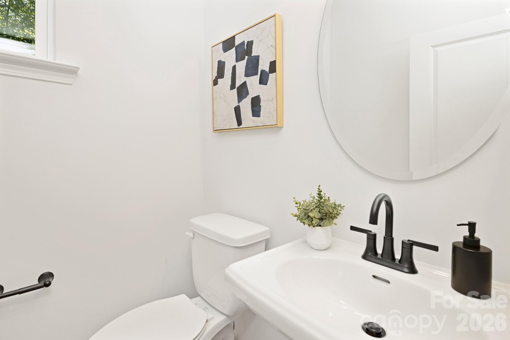 2920 Capitol Drive Property Photo 22