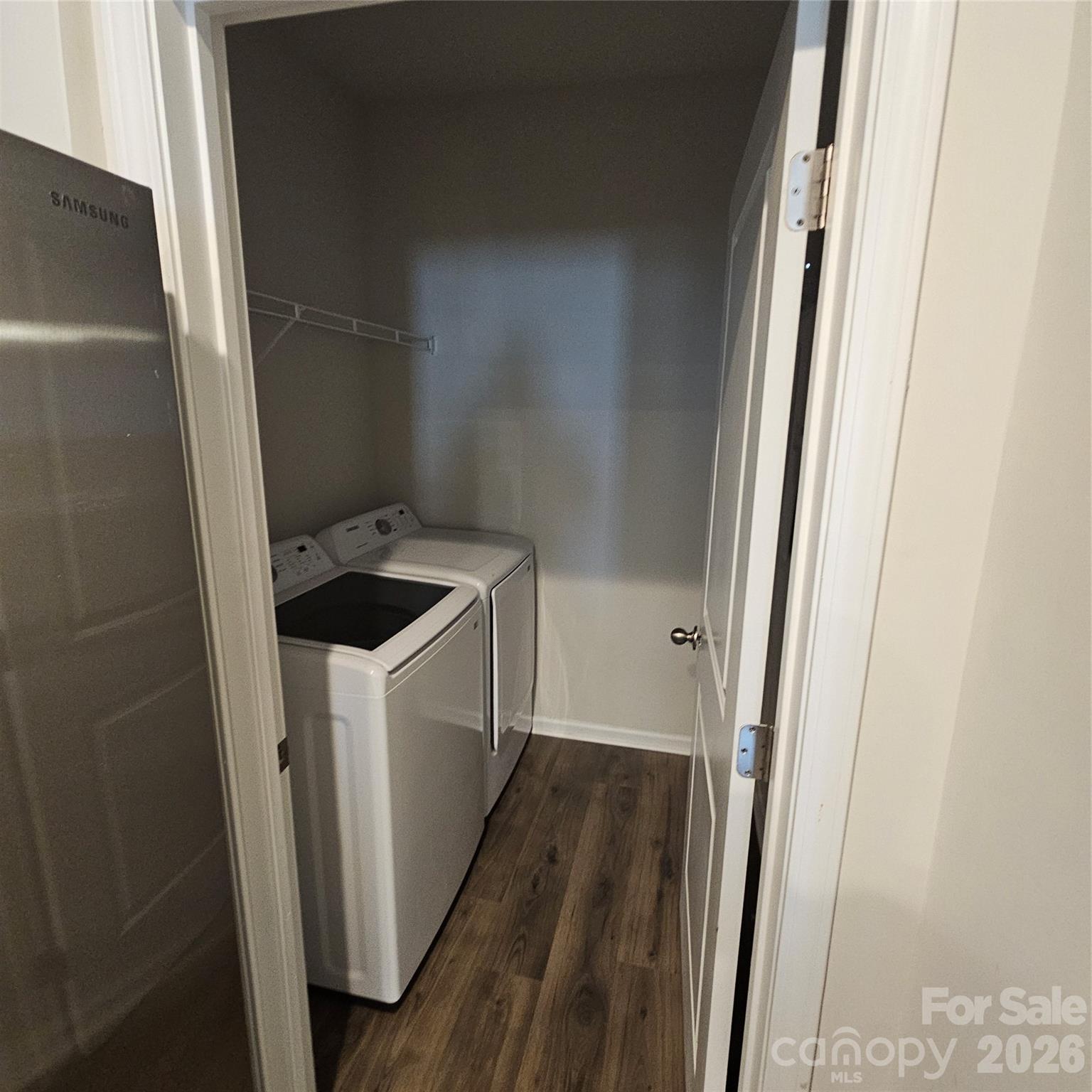 1016 Berry Patch Circle Property Photo 8