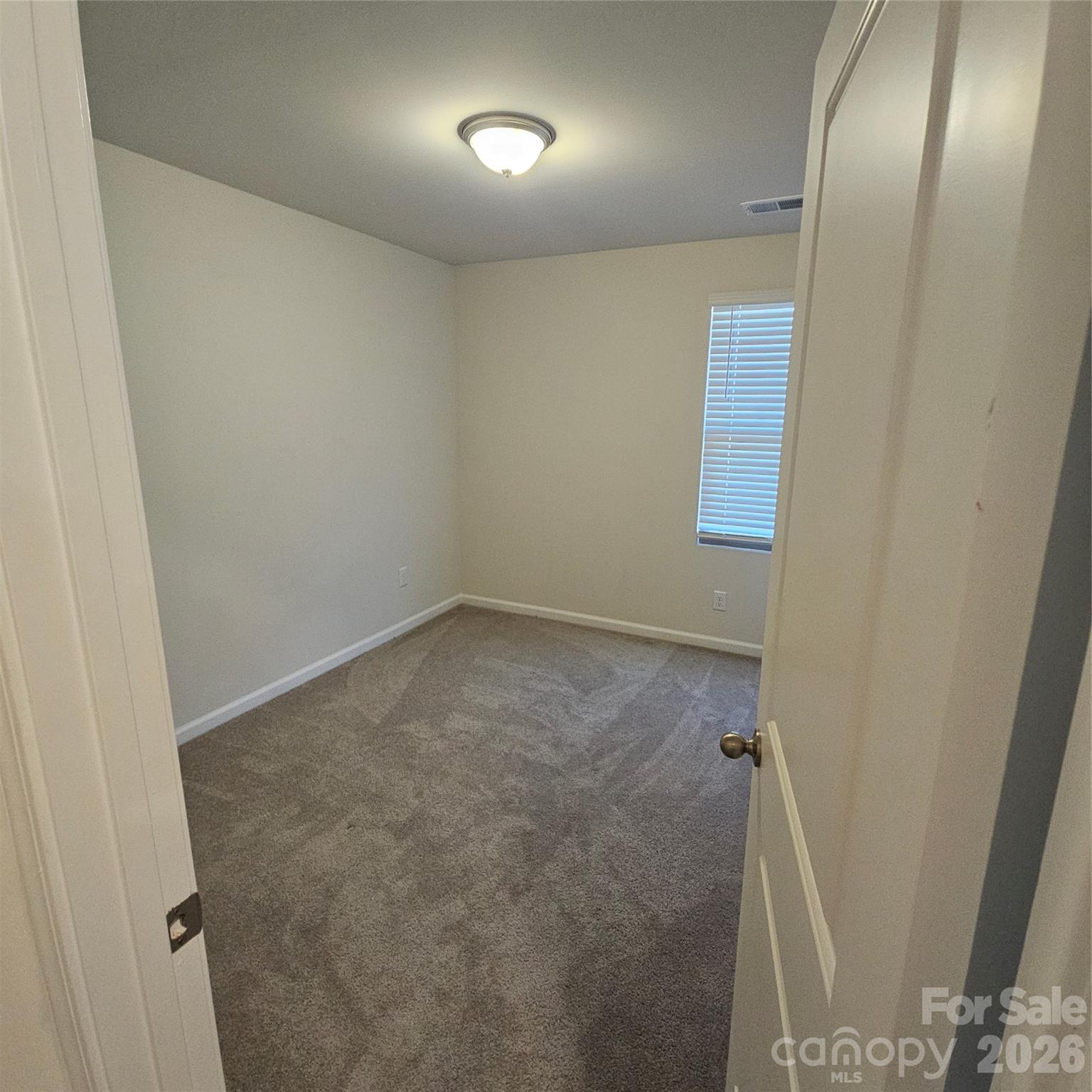 1016 Berry Patch Circle Property Photo 9