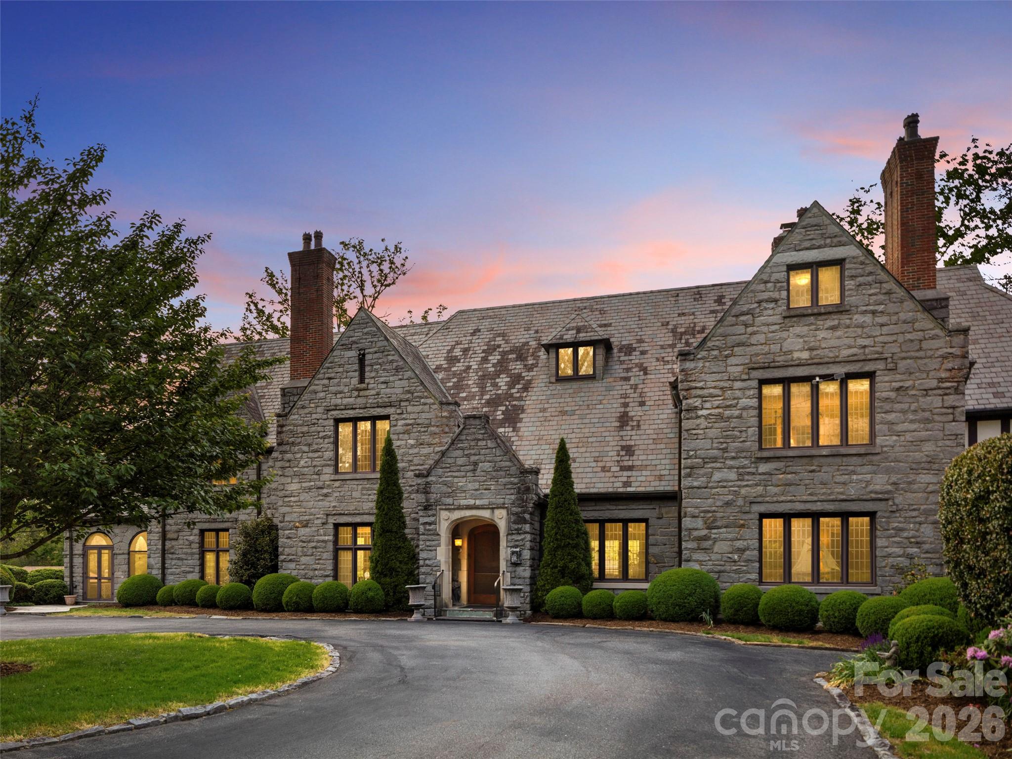 436 Vanderbilt Road Property Photo 1