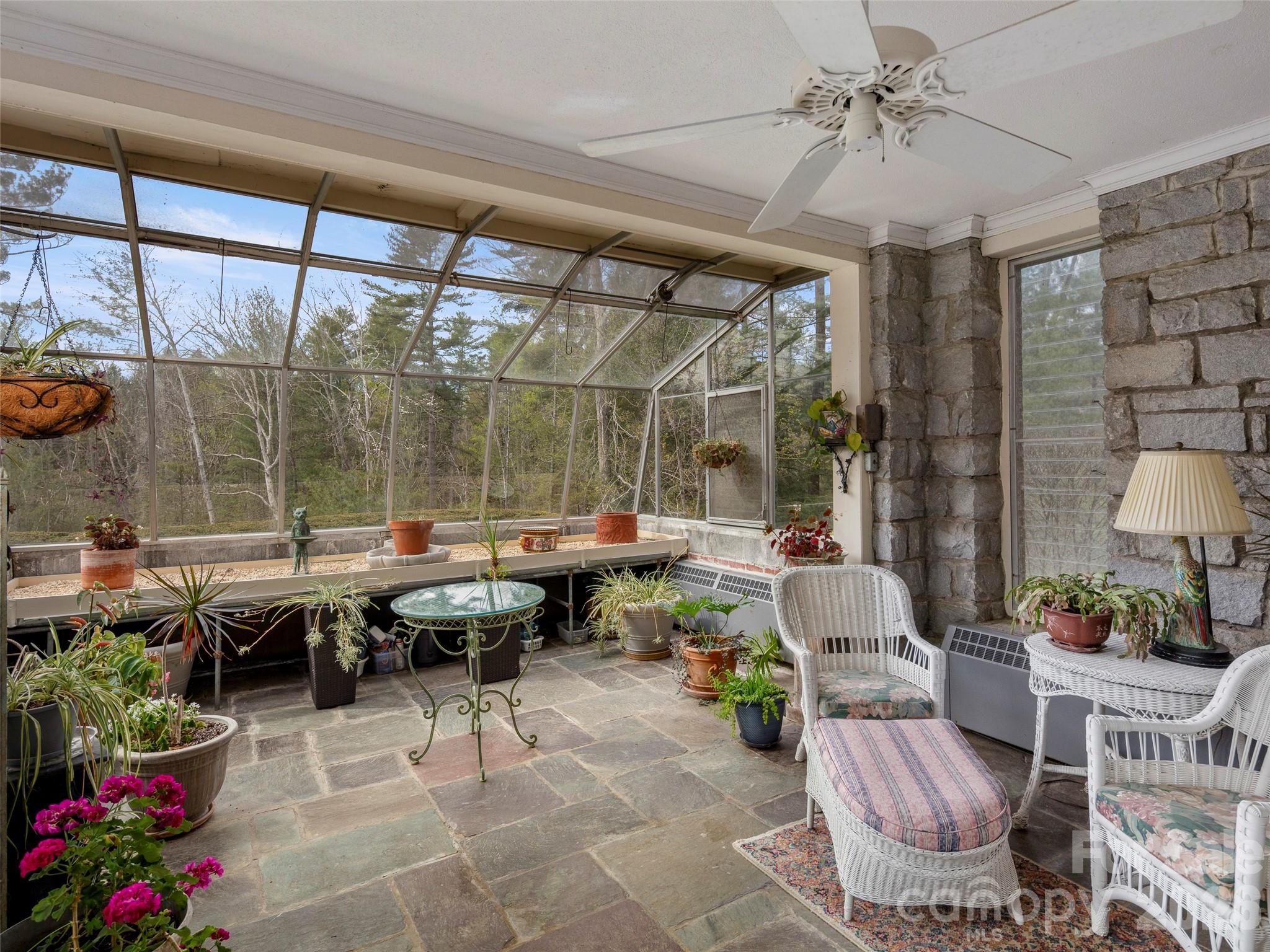 436 Vanderbilt Road Property Photo 17