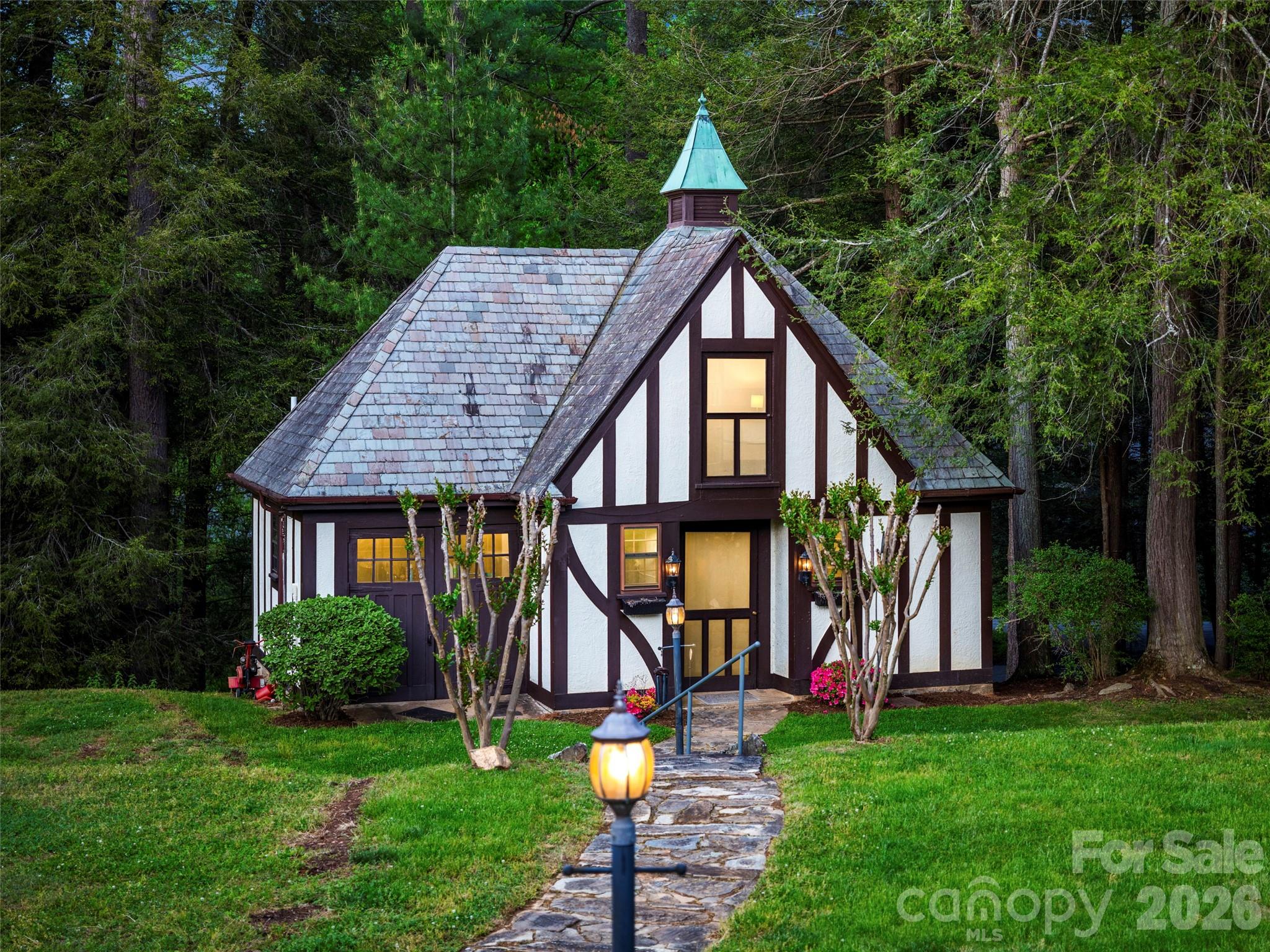 436 Vanderbilt Road Property Photo 36