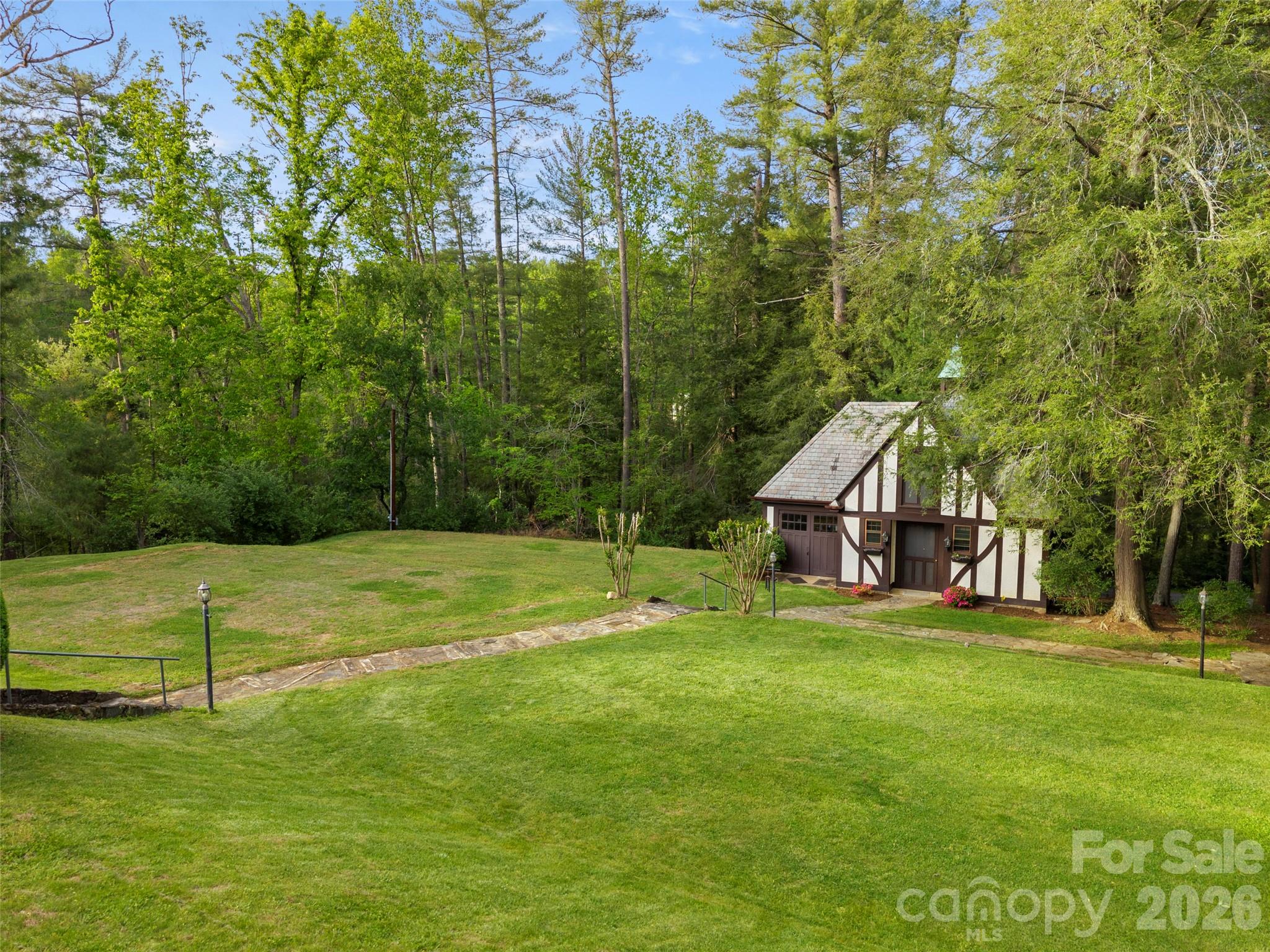 436 Vanderbilt Road Property Photo 37