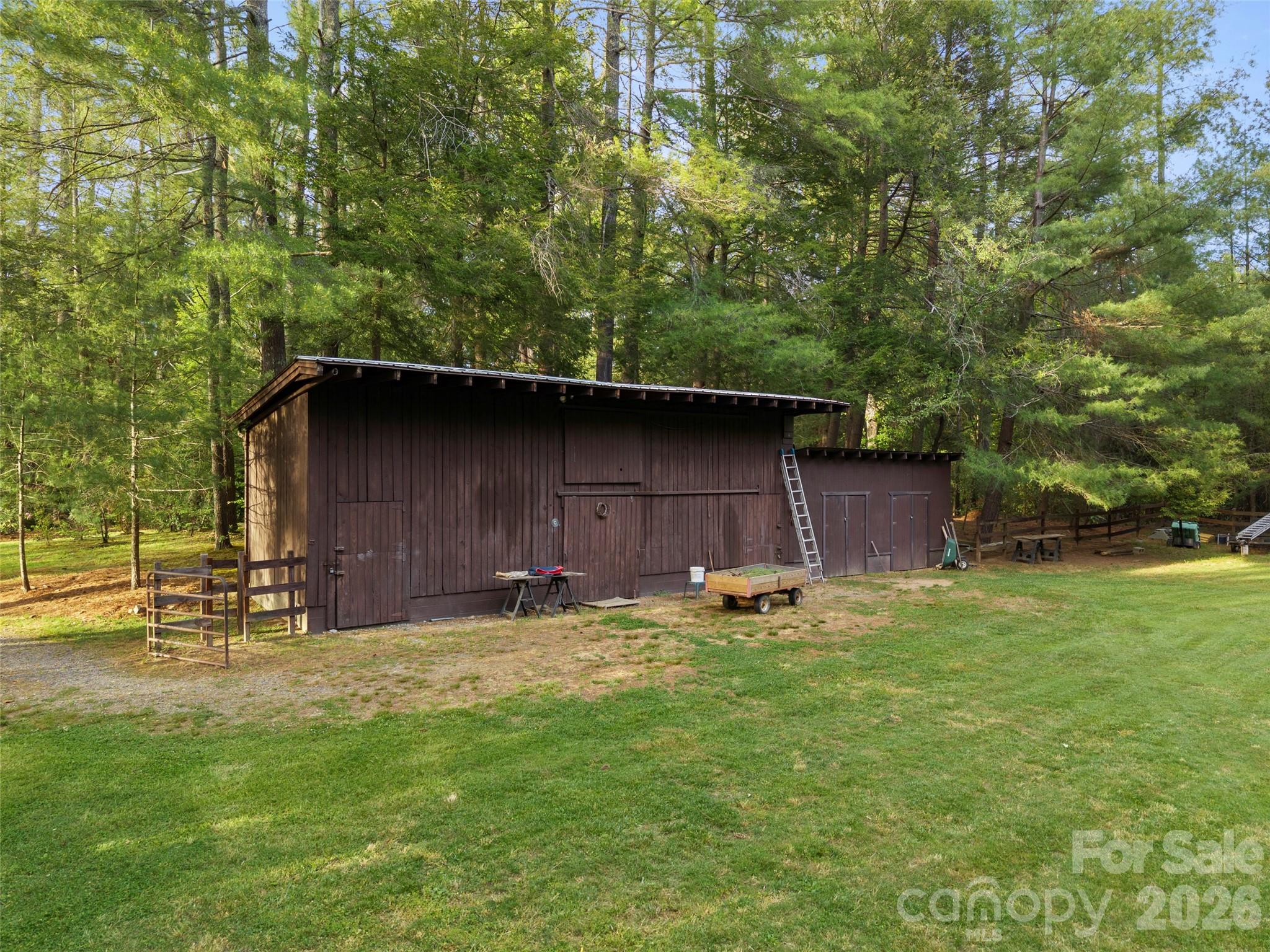 436 Vanderbilt Road Property Photo 43