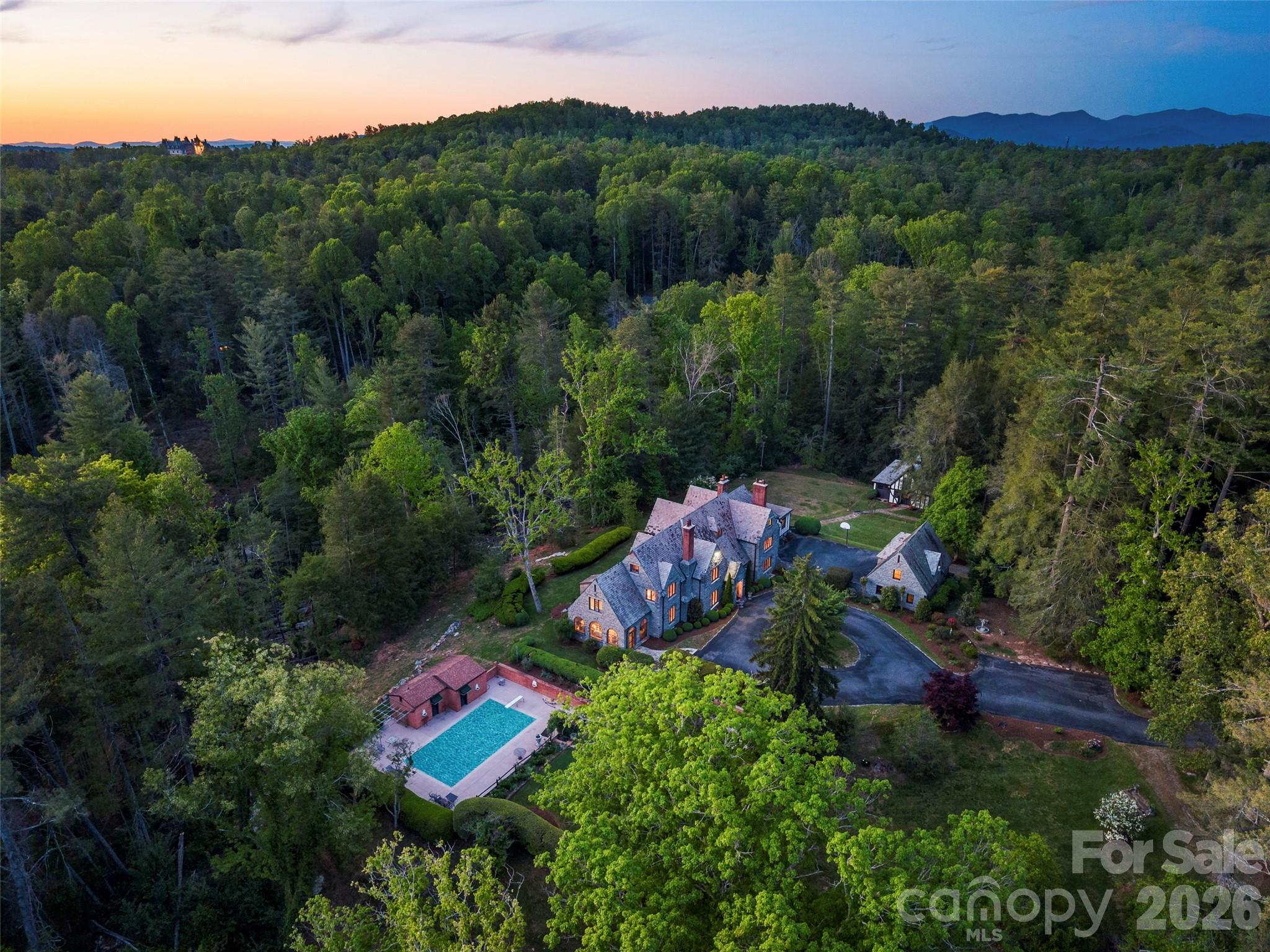 436 Vanderbilt Road Property Photo 46