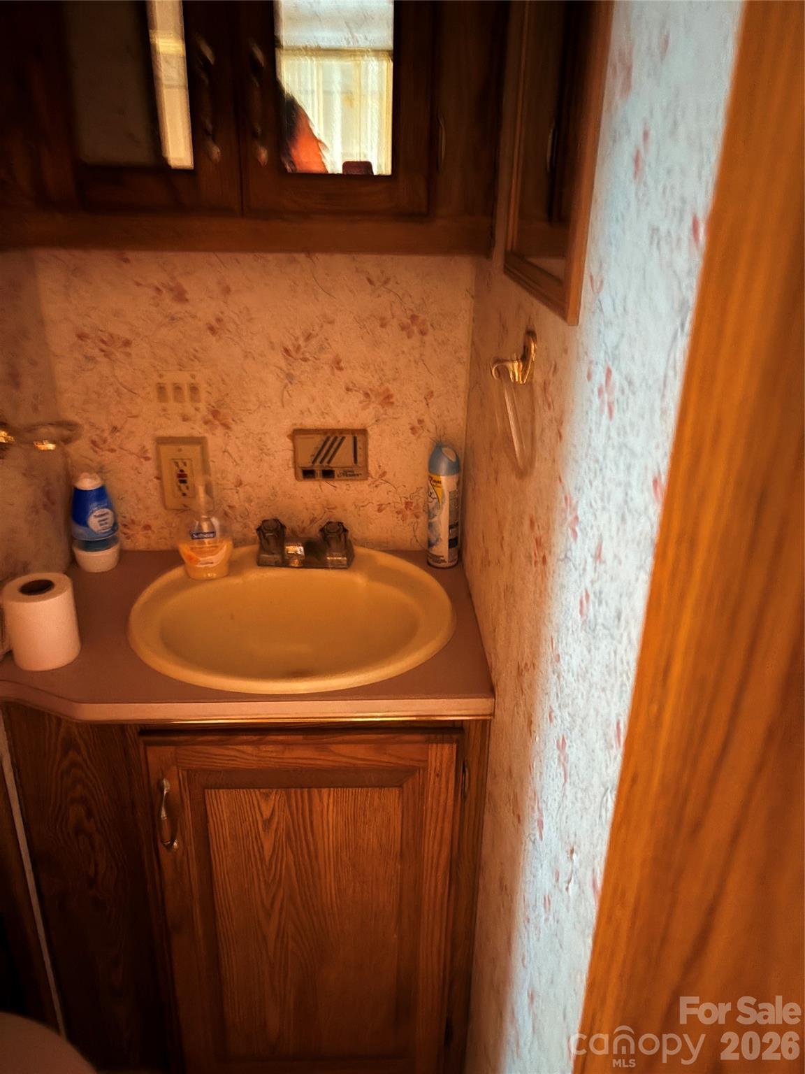145 Paradise Drive Property Photo 13