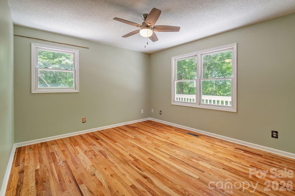 146 Churchill Downs Drive Property Photo 15
