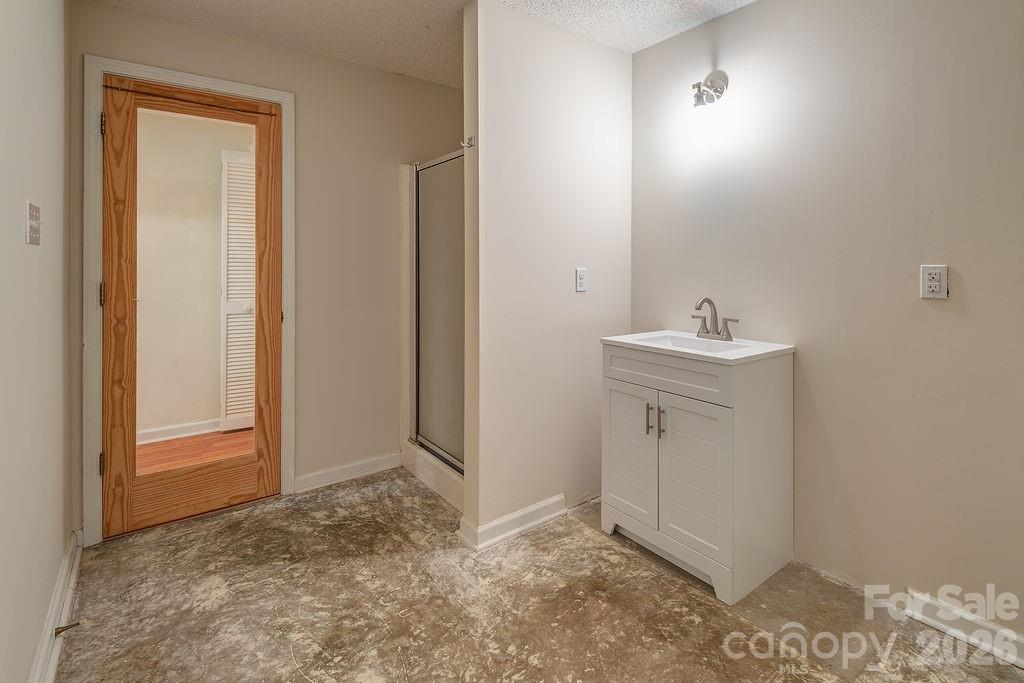 146 Churchill Downs Drive Property Photo 25