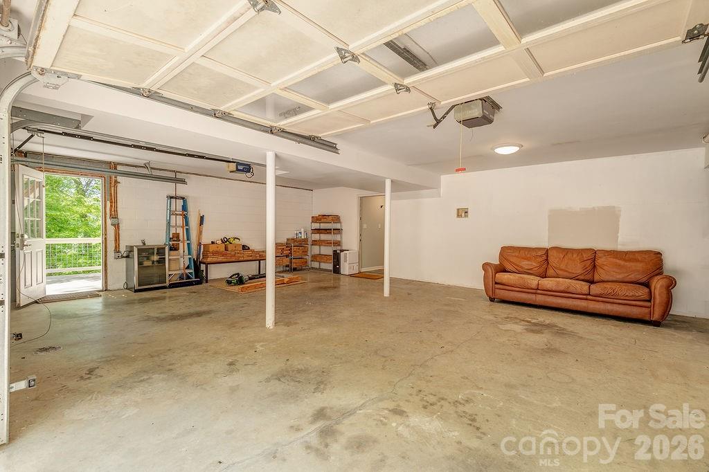 146 Churchill Downs Drive Property Photo 26