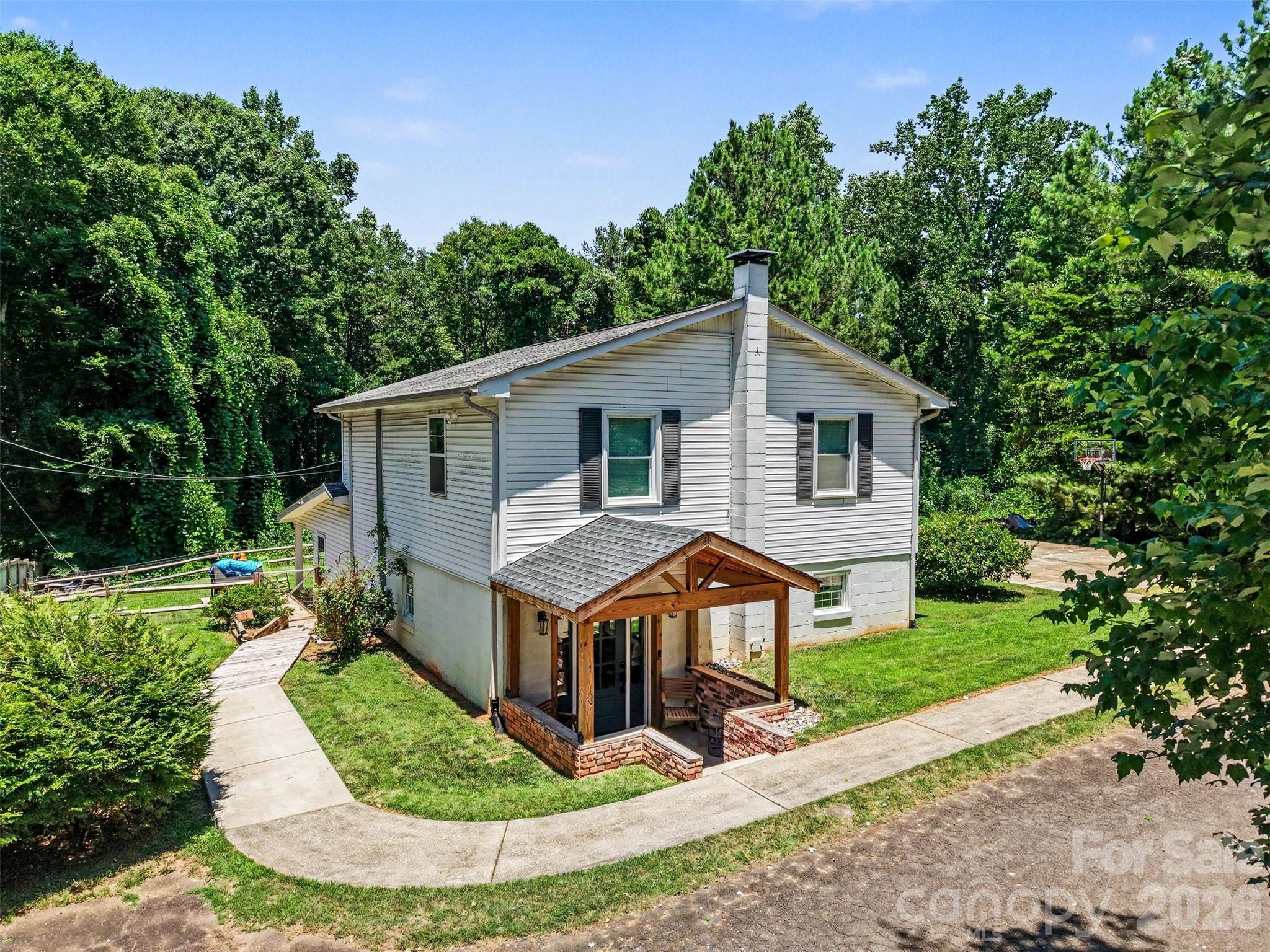 184 Canal Road Property Photo 3