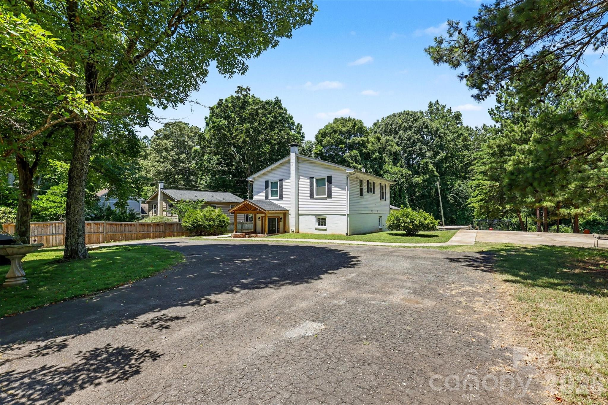 184 Canal Road Property Photo 4