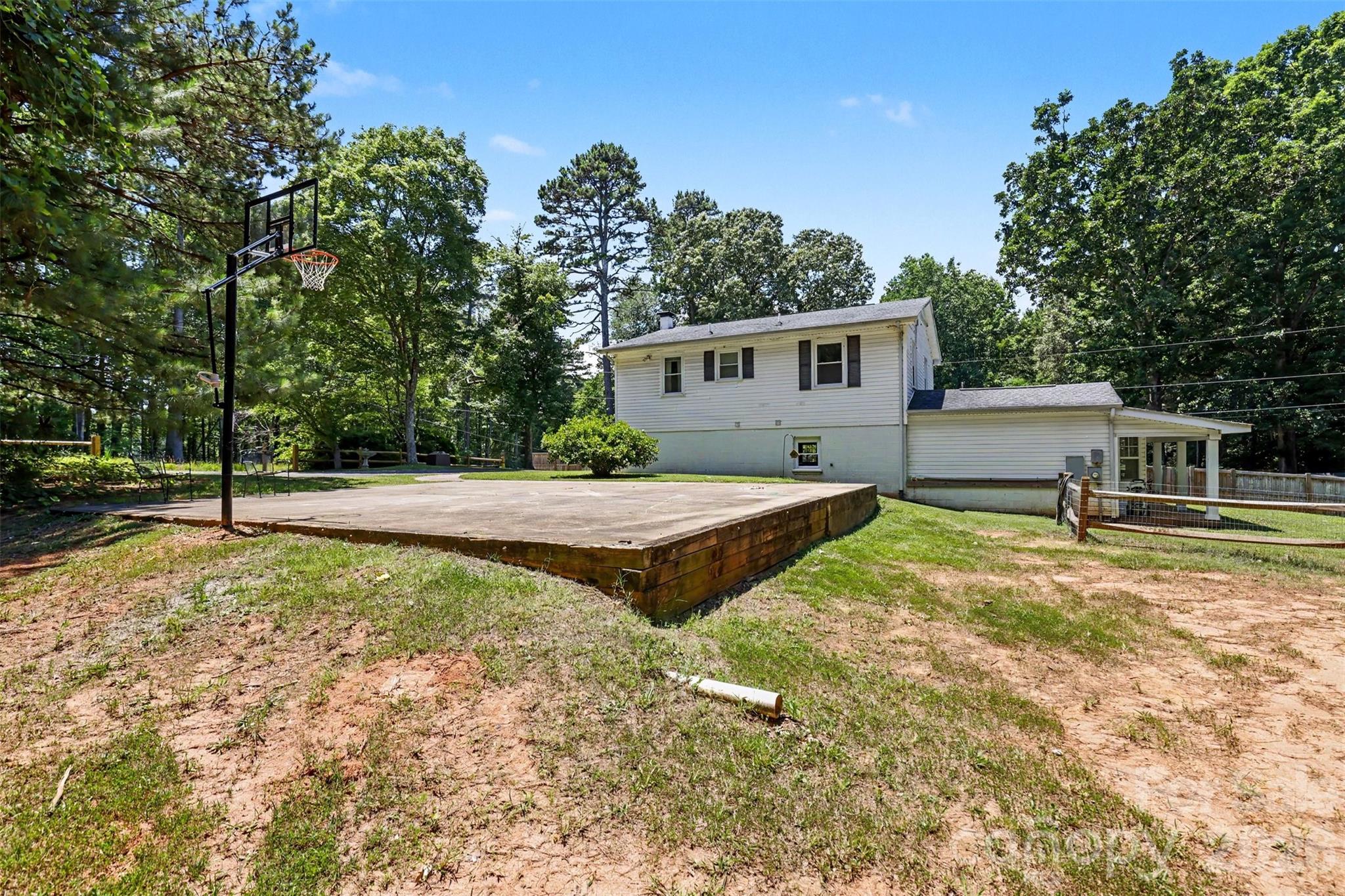 184 Canal Road Property Photo 8