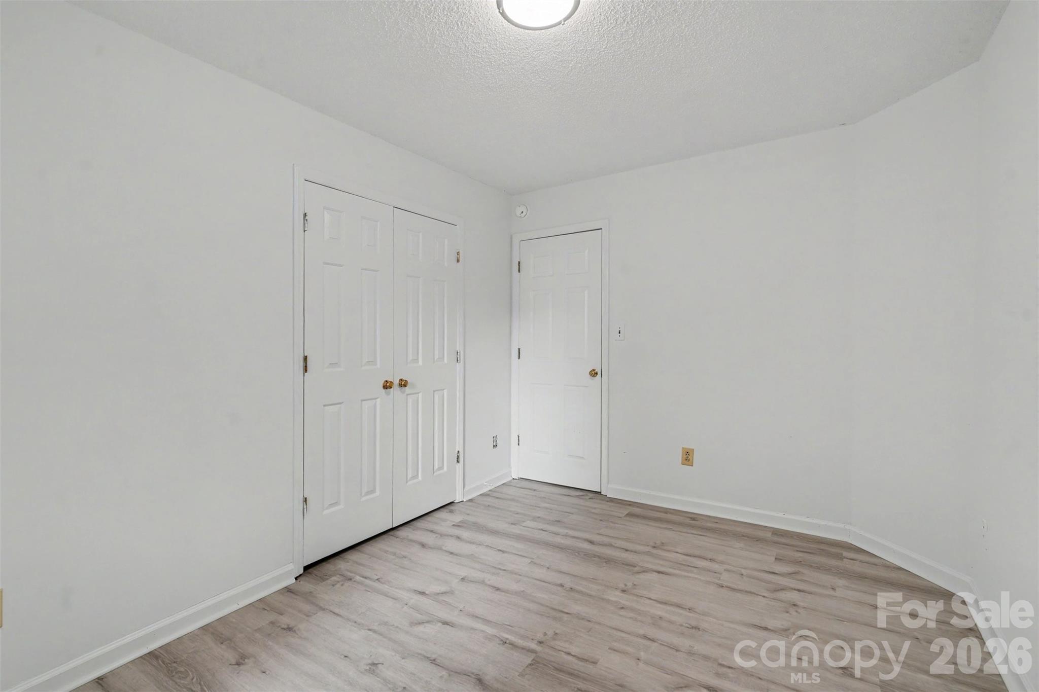 2711 Bob White Circle Property Photo 18