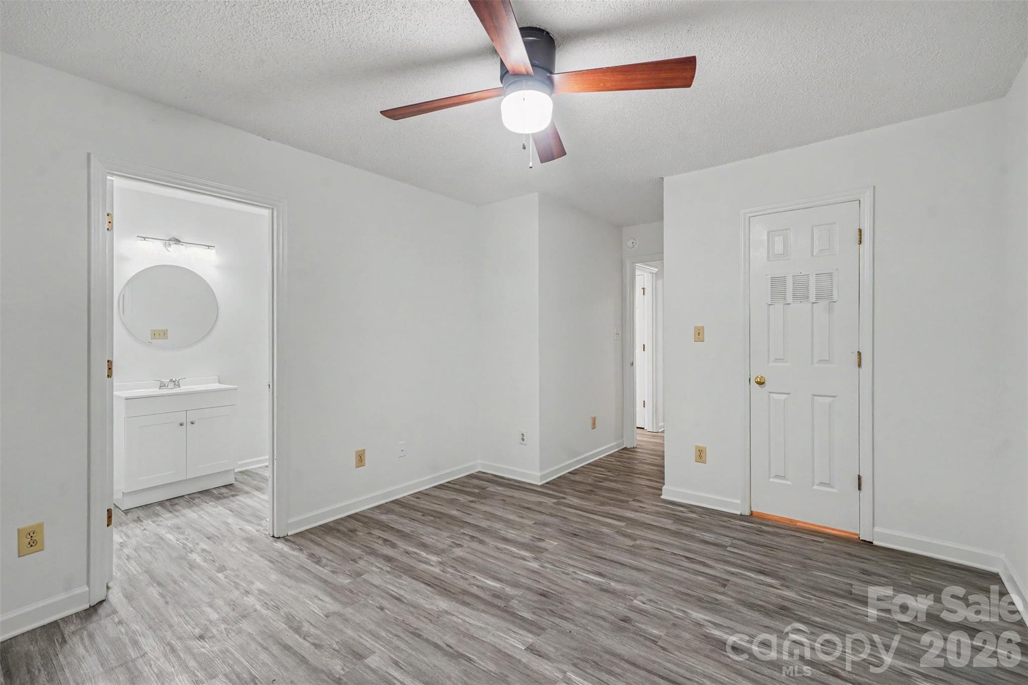 2711 Bob White Circle Property Photo 21