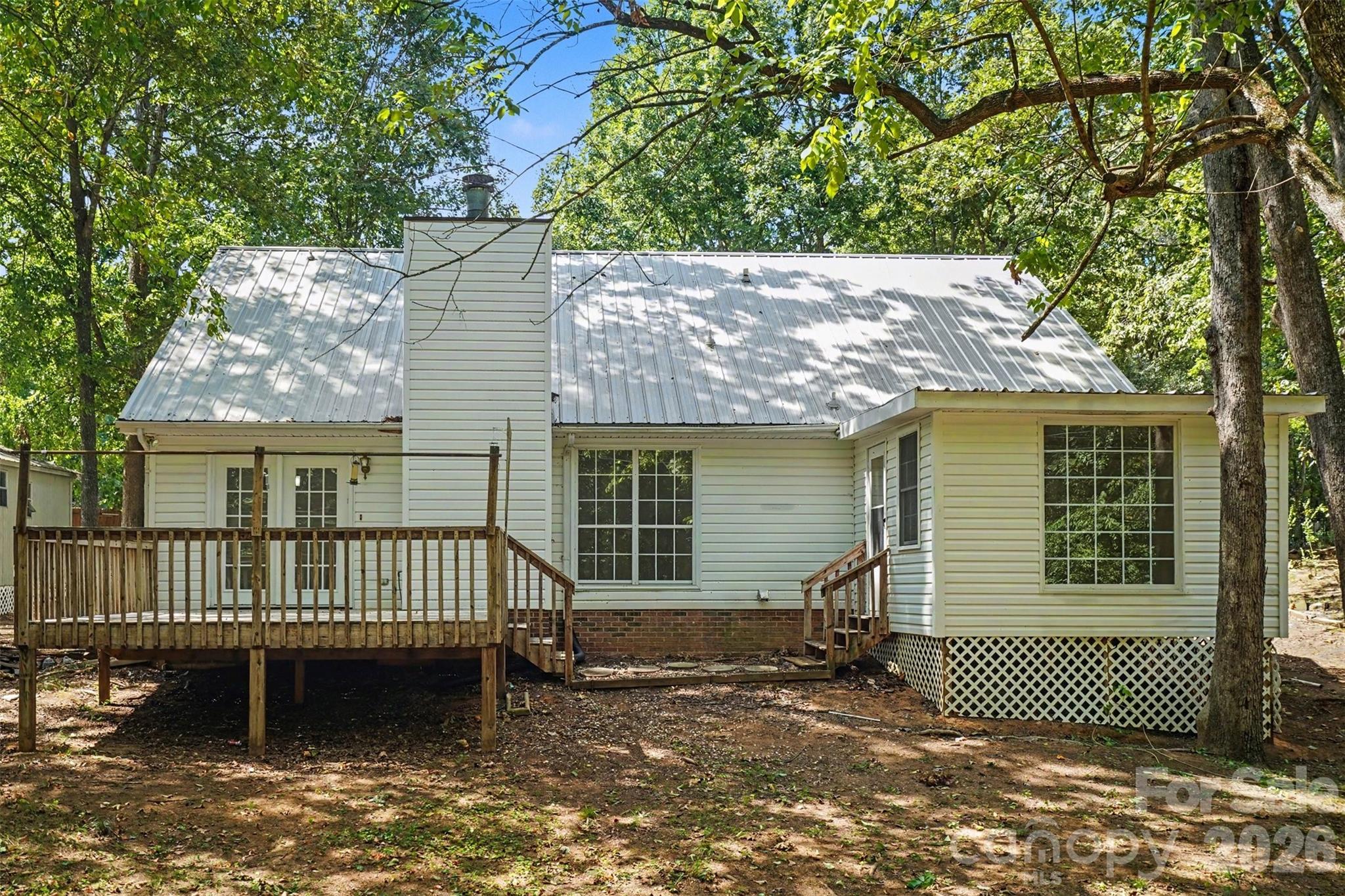 2711 Bob White Circle Property Photo 27