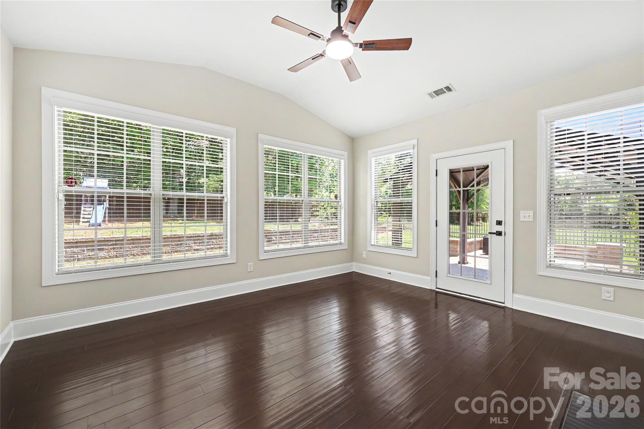 4624 Pebble Run Drive Property Photo 21