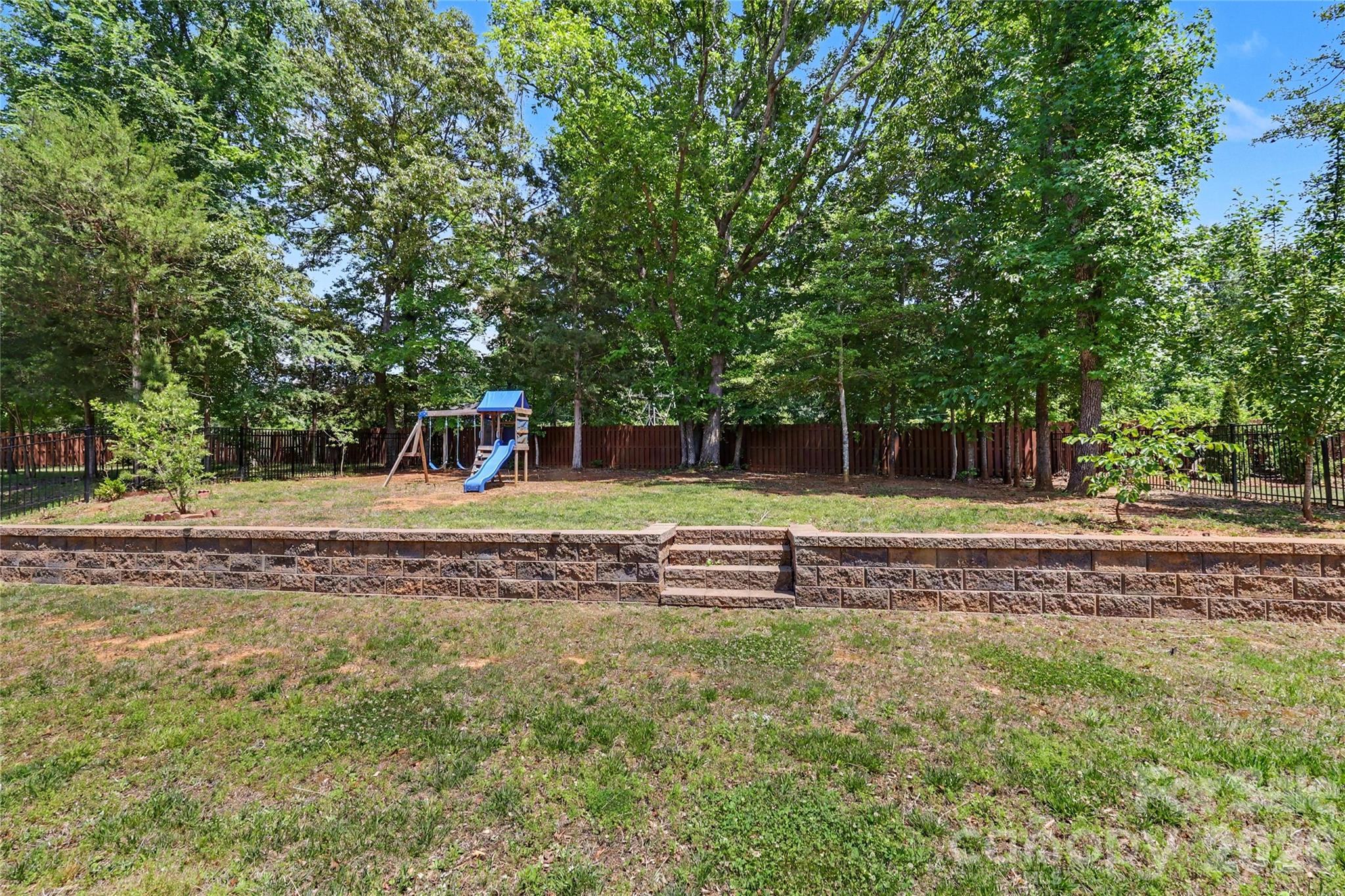 4624 Pebble Run Drive Property Photo 45