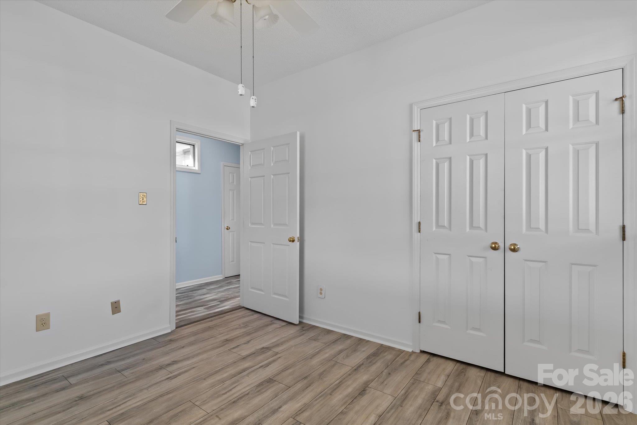 19980 Oak Leaf Circle Property Photo 7