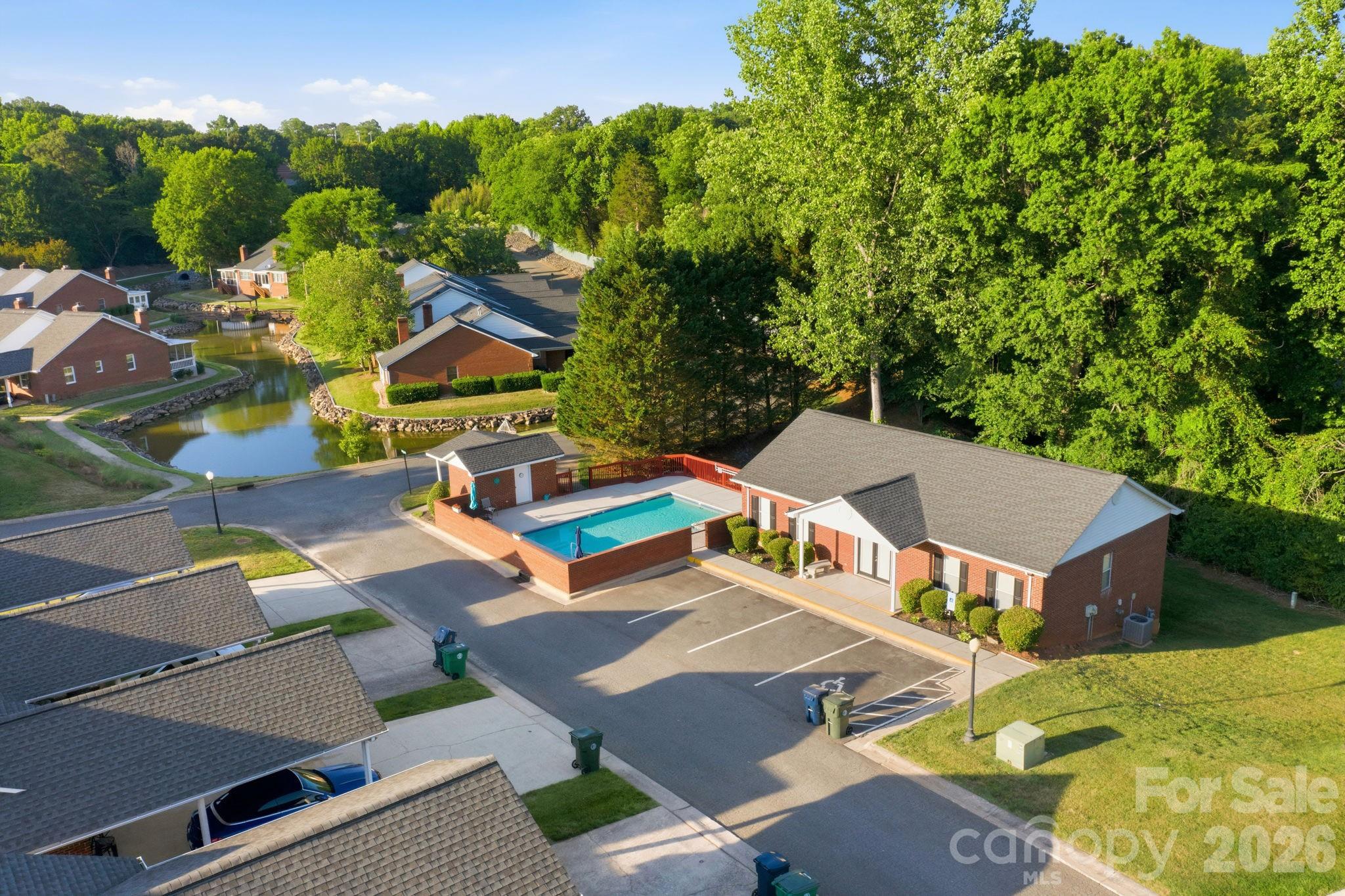 19980 Oak Leaf Circle Property Photo 16