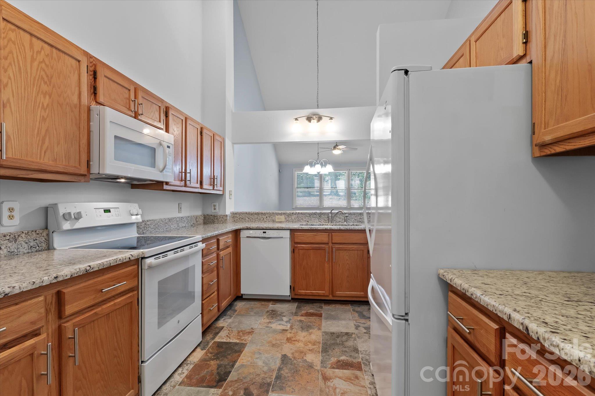 19980 Oak Leaf Circle Property Photo 17