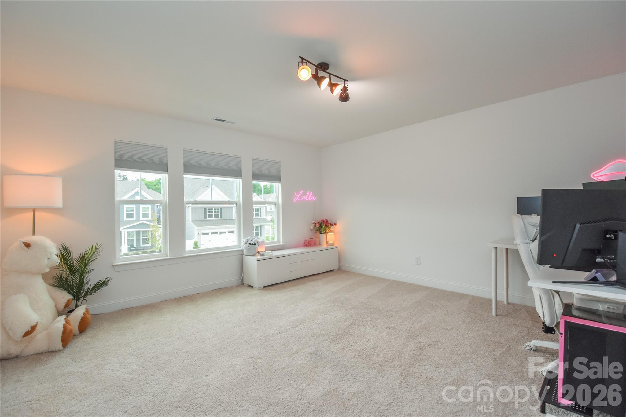 128 Ballantree Road Property Photo 22