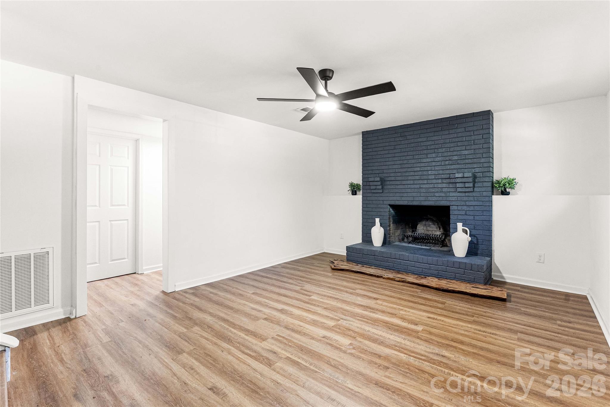 8424 Othello Place Property Photo 10