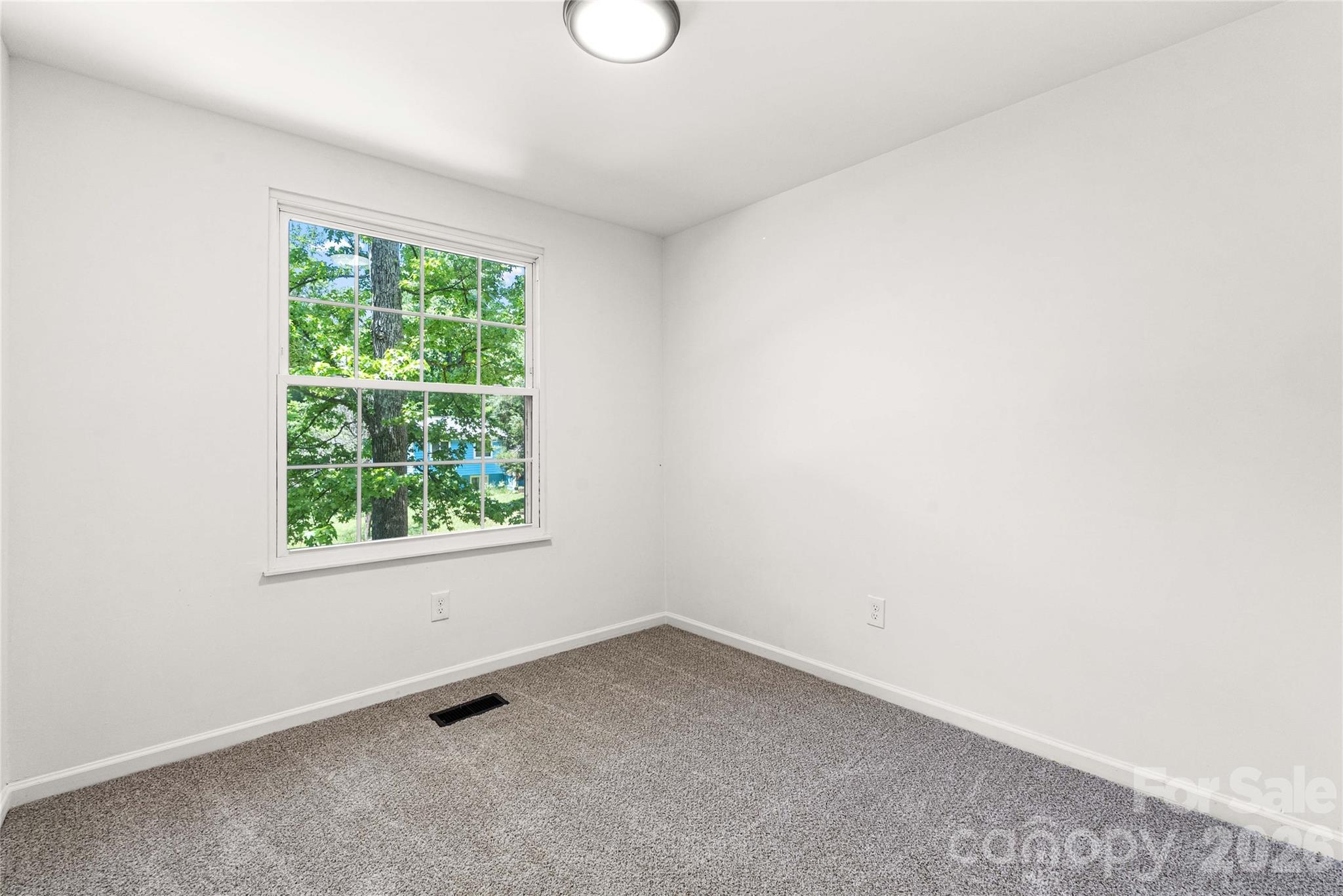 8424 Othello Place Property Photo 14