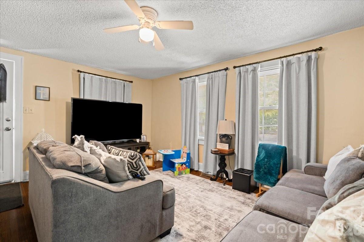501 Church Street Property Photo 37