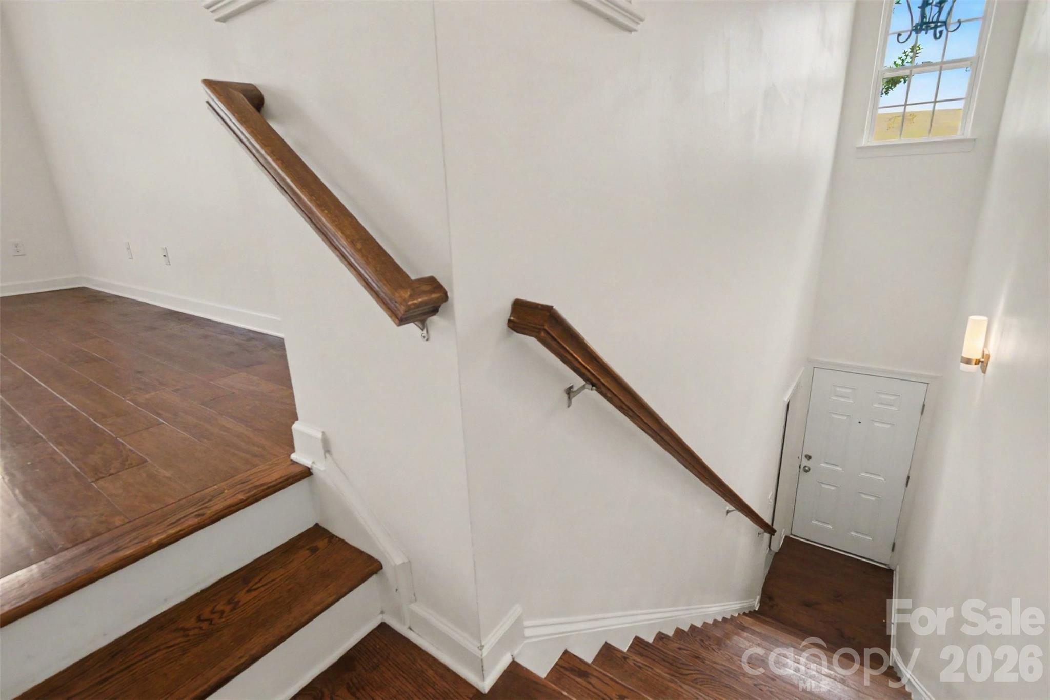 15323 Barossa Valley Street Property Photo 4
