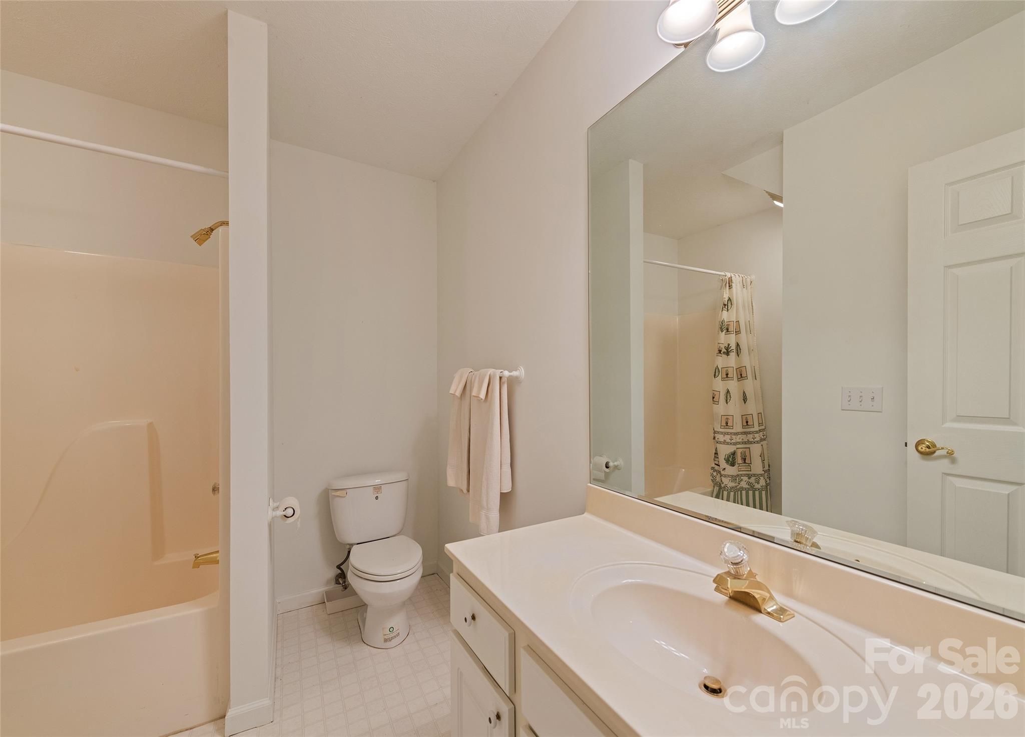 21 Winterview Trail Property Photo 18