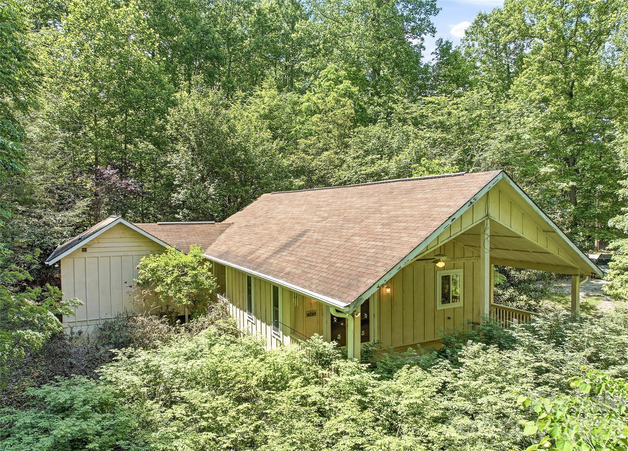 21 Winterview Trail Property Photo 24