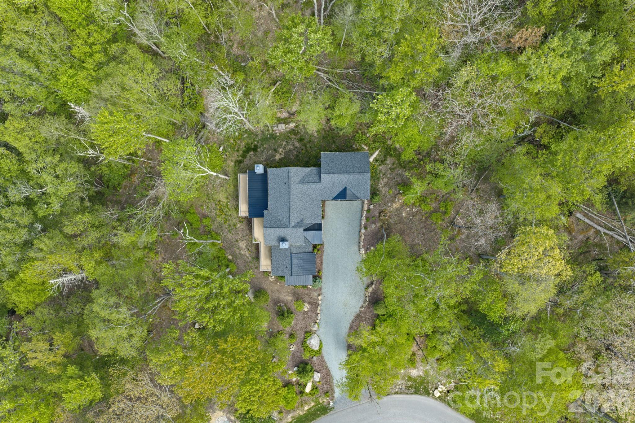 576 Eagle Springs Trail Property Photo 5