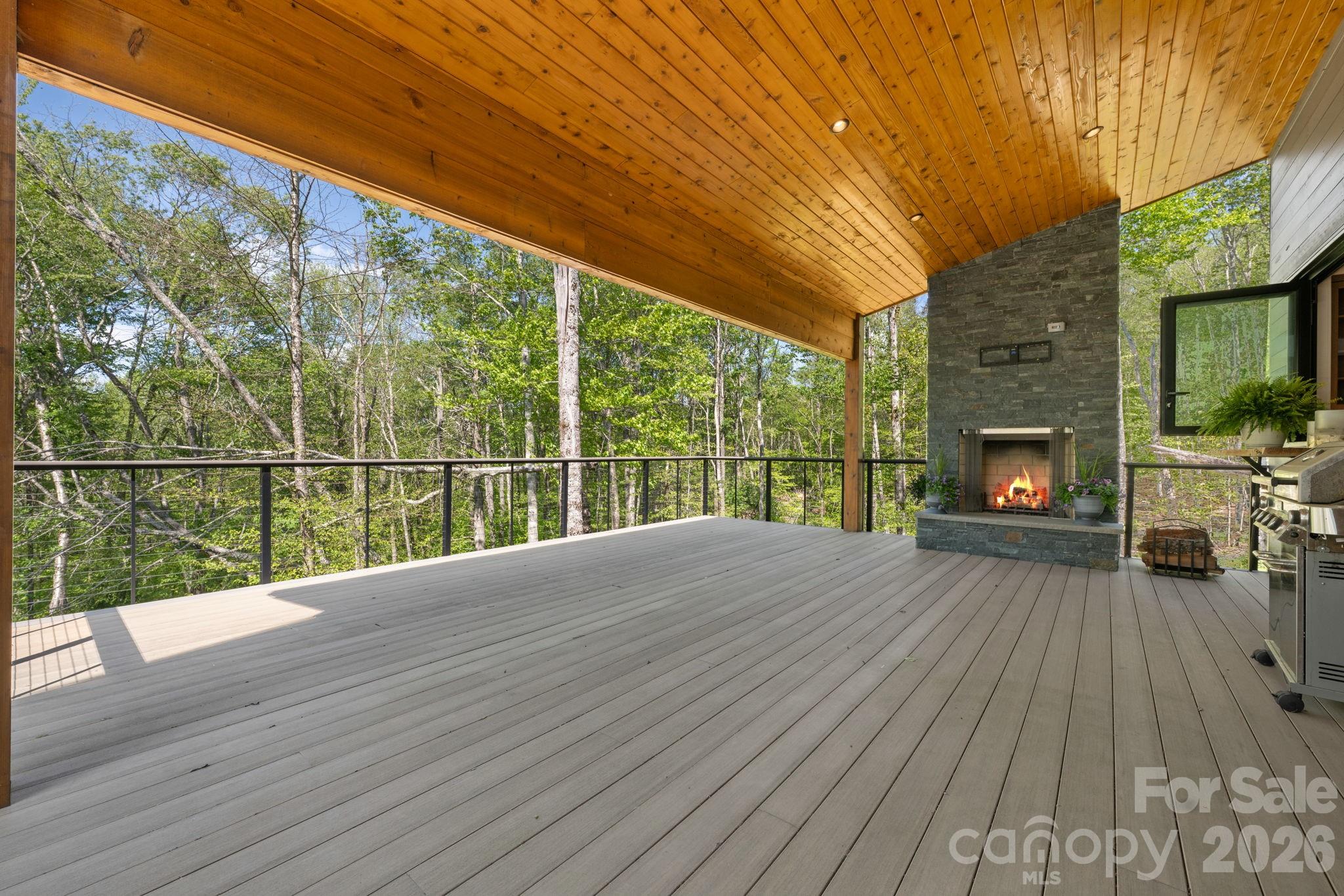 576 Eagle Springs Trail Property Photo 17