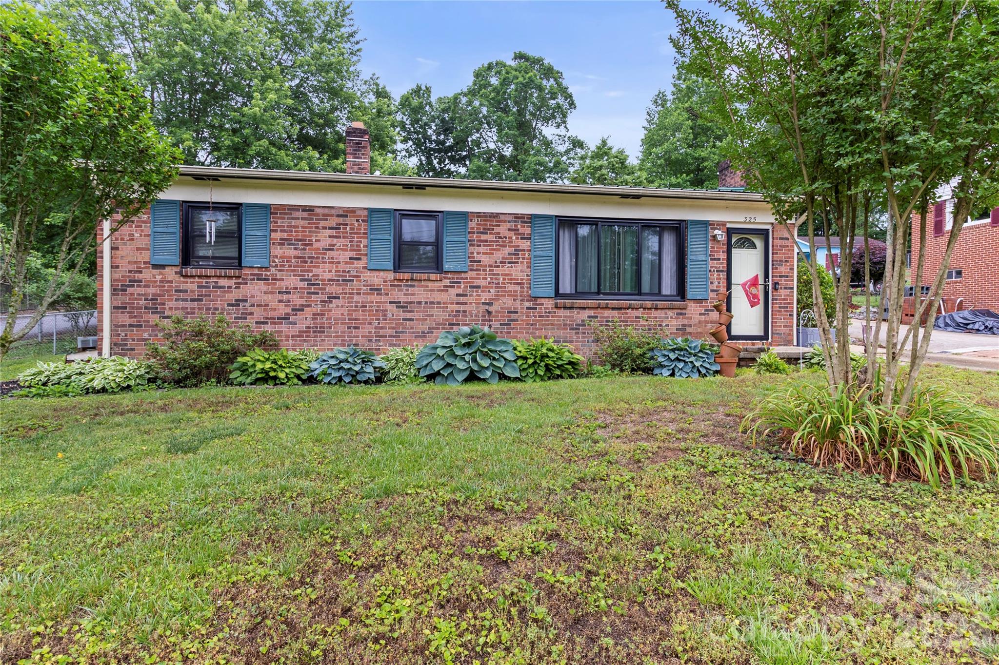 325 Swanson Drive Property Photo 1