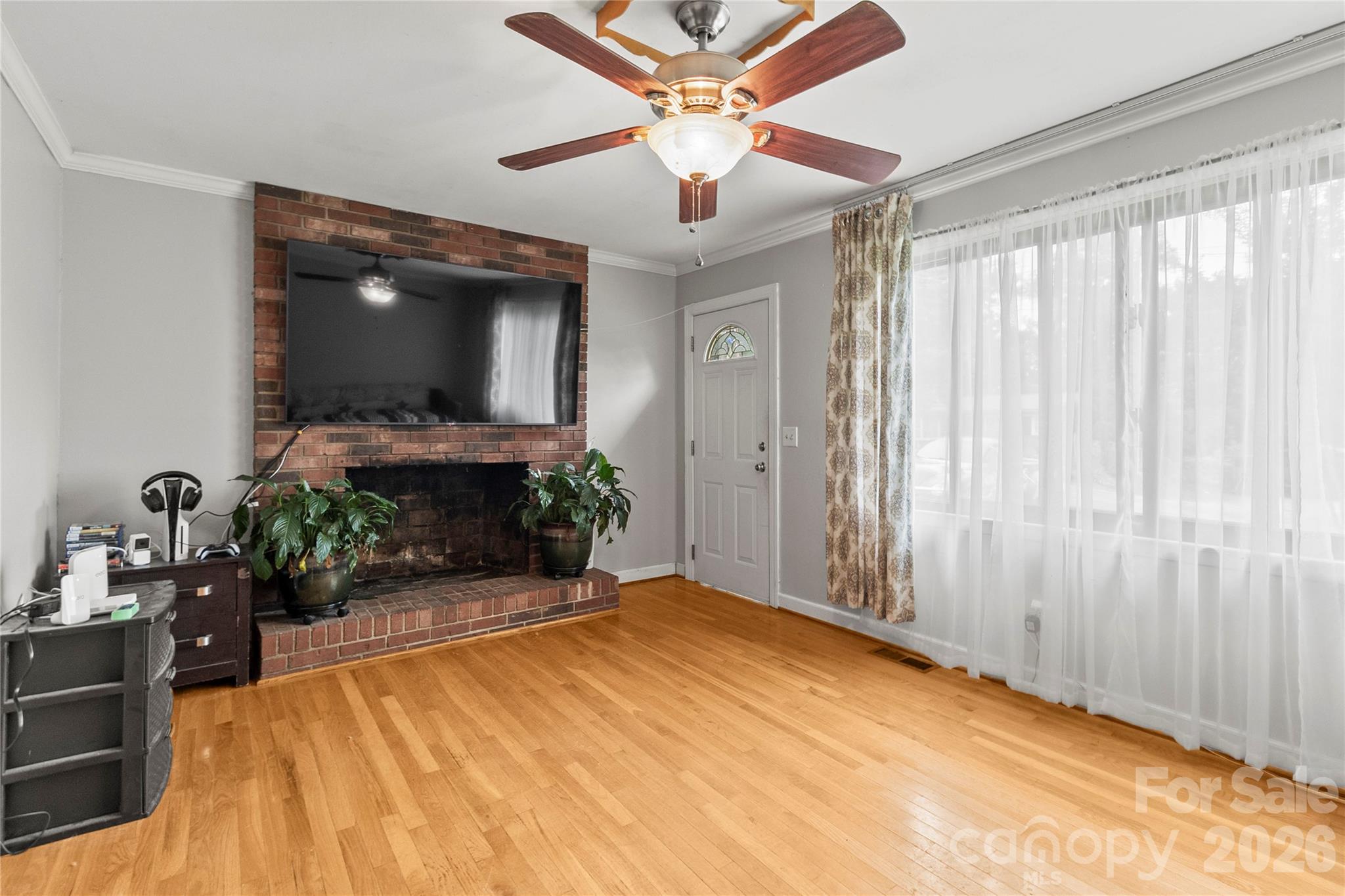 325 Swanson Drive Property Photo 7
