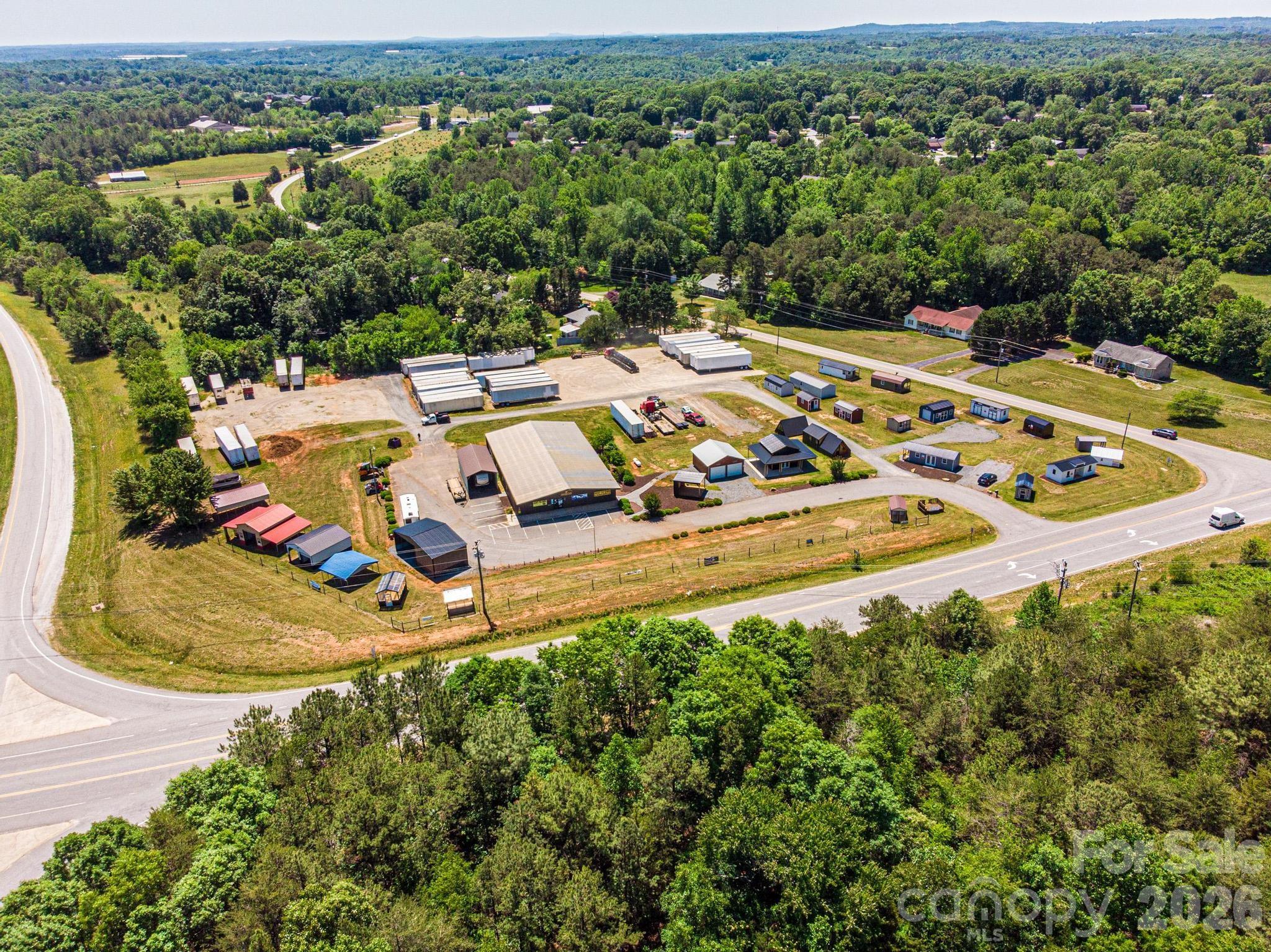 4501 River Road Property Photo 4