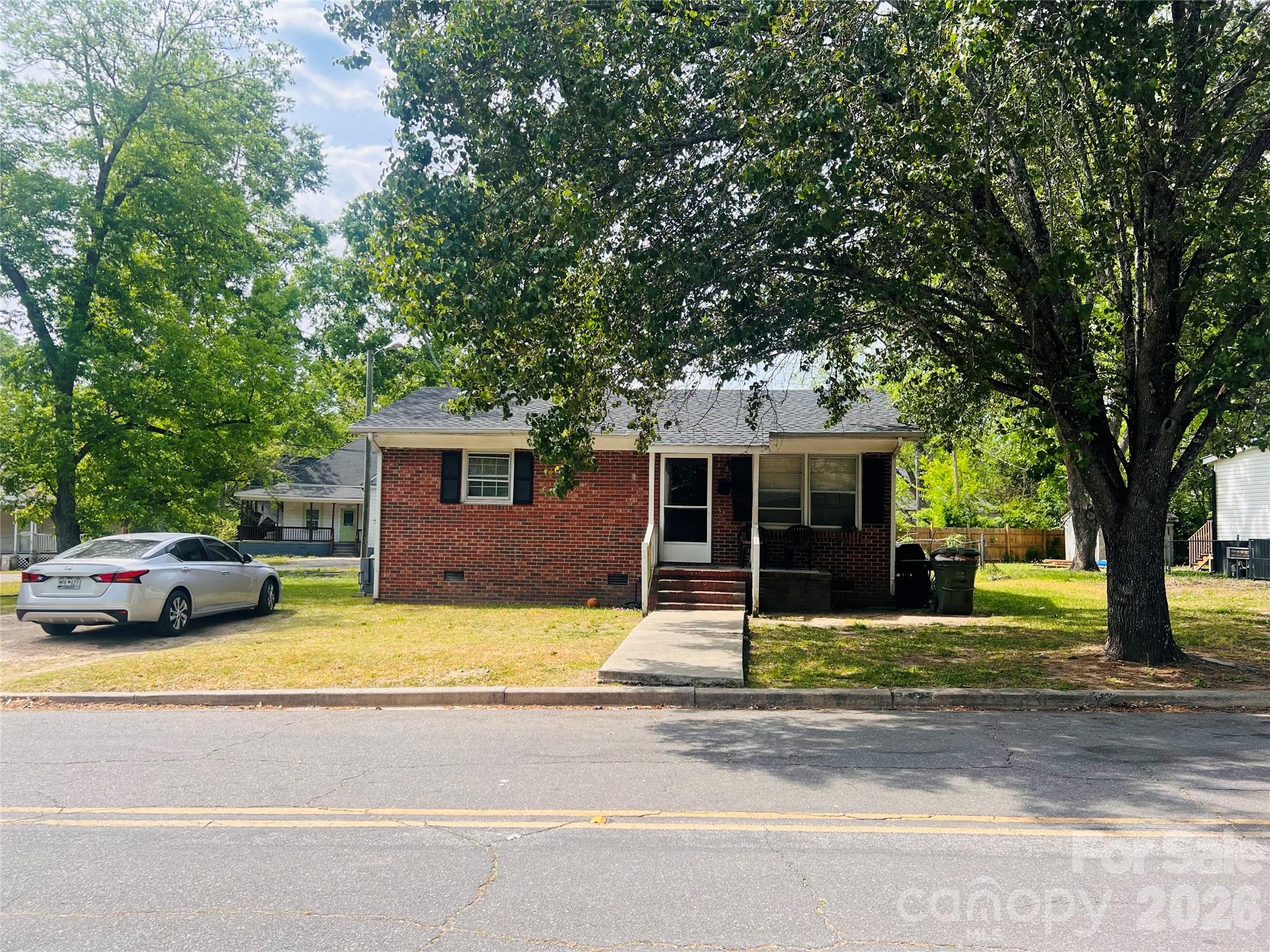 114 Hemphill Avenue Property Photo 1