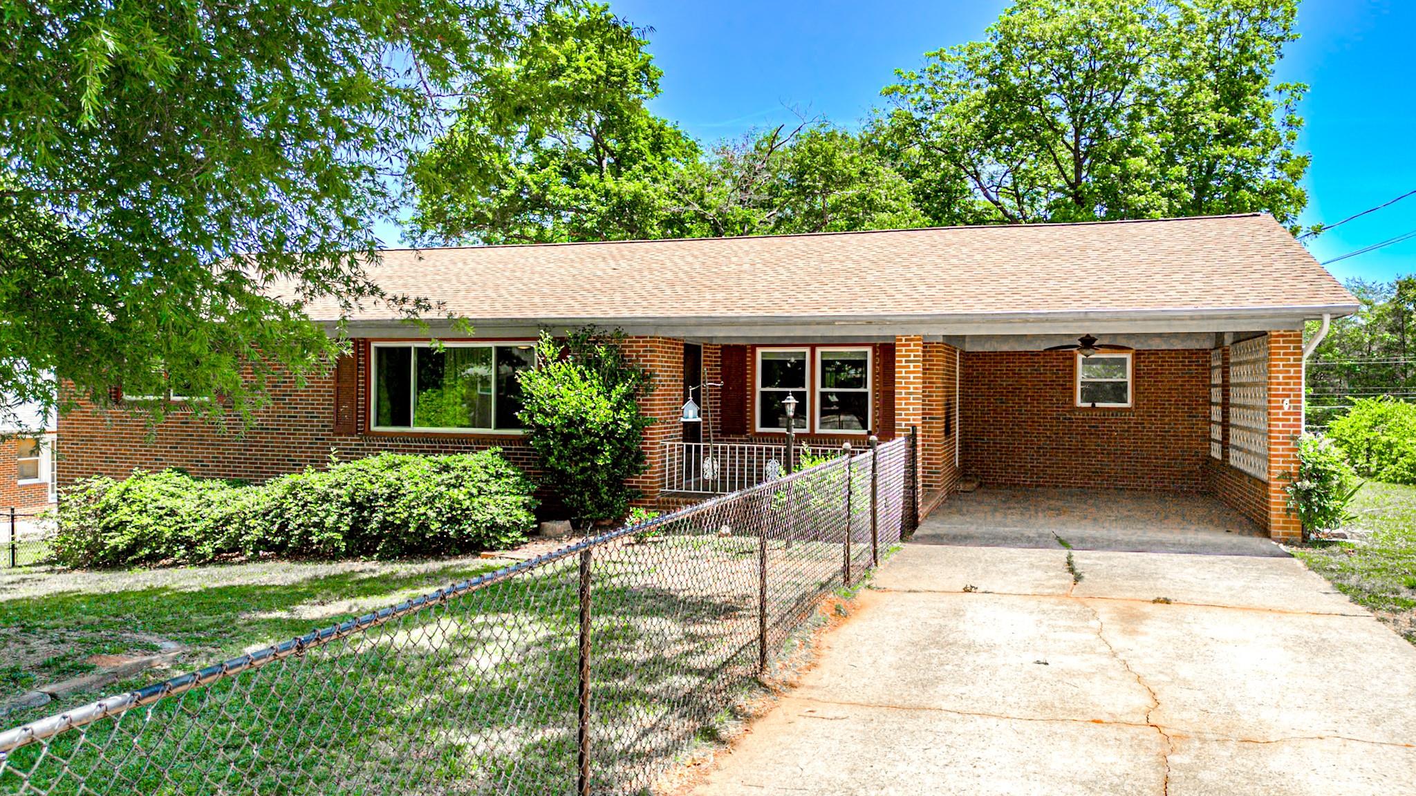 135 Hazelwood Drive Property Photo 1